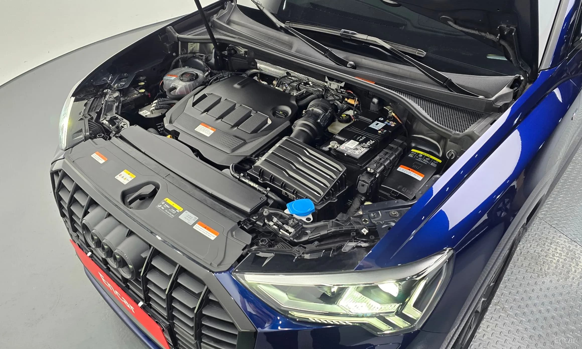 Q3 (F3)