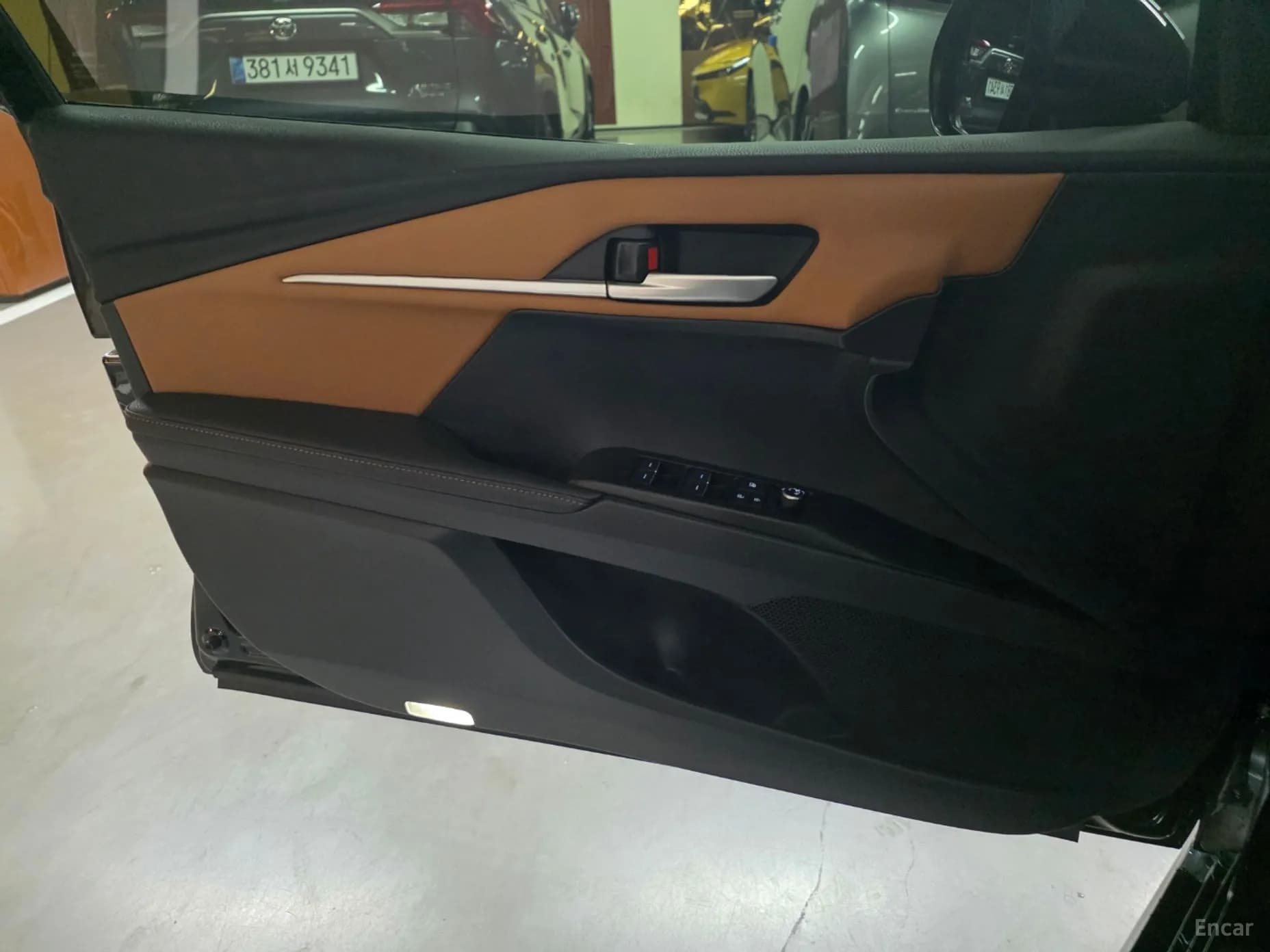Camry (XV80)