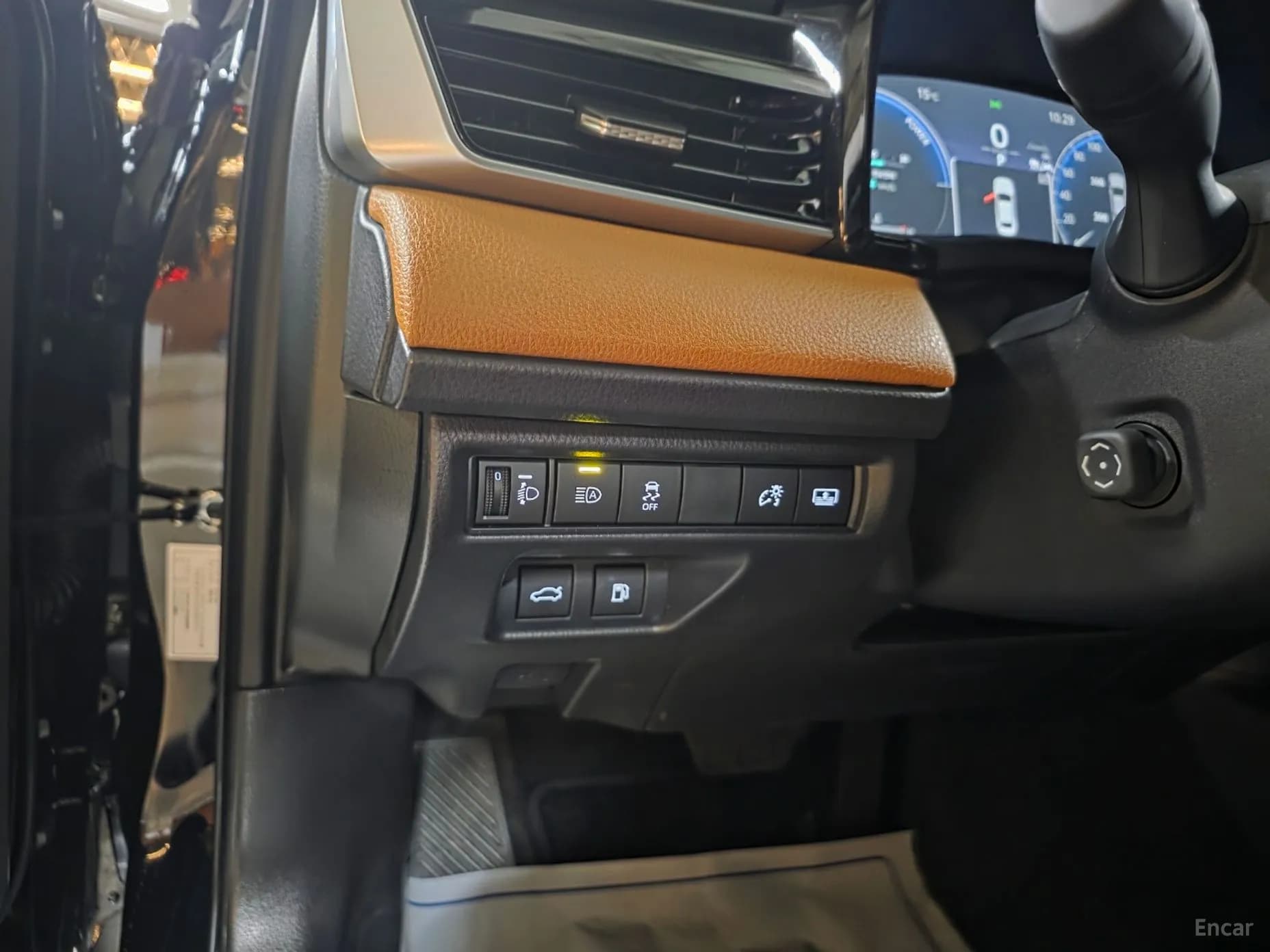 Camry (XV80)