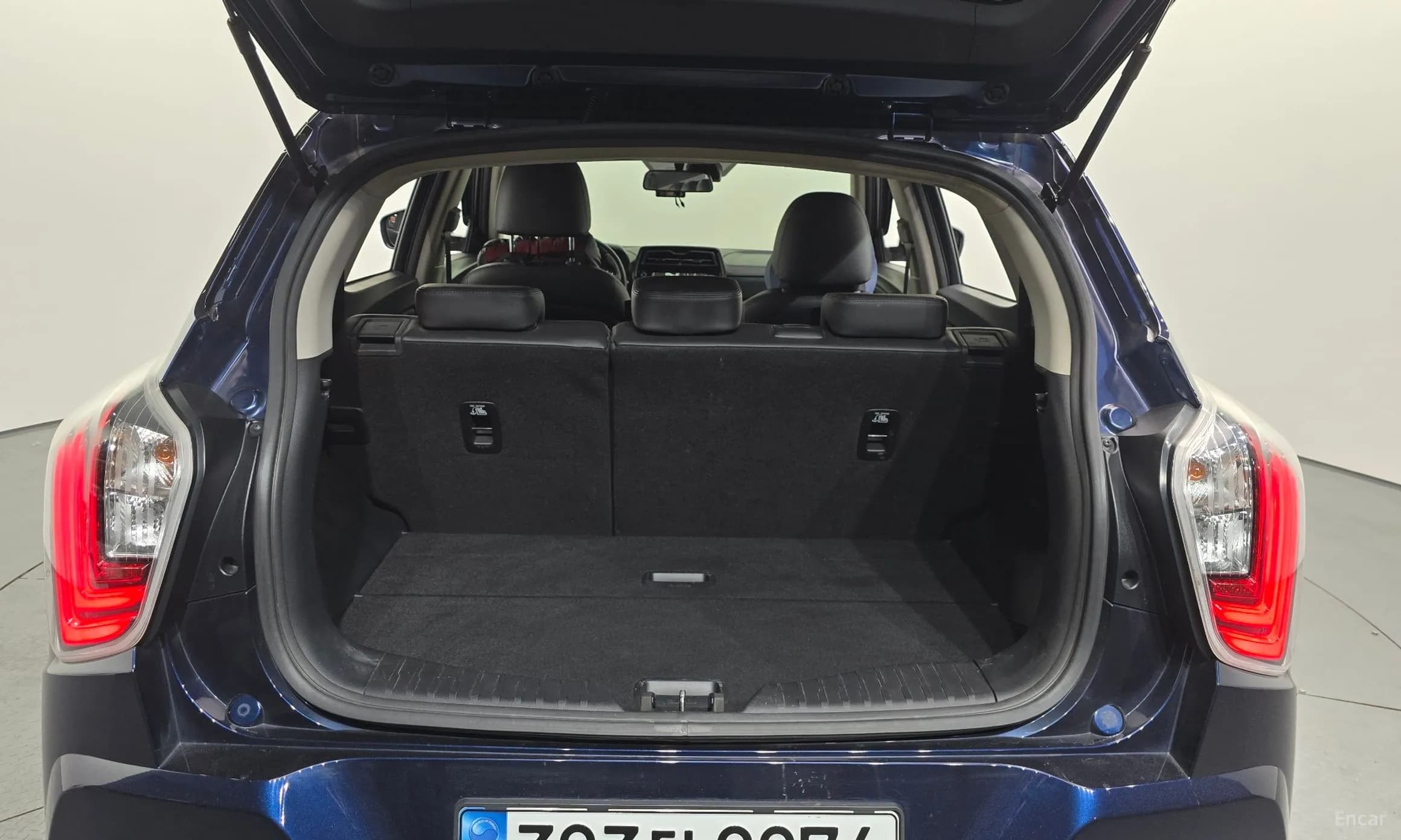 Berry New Tivoli