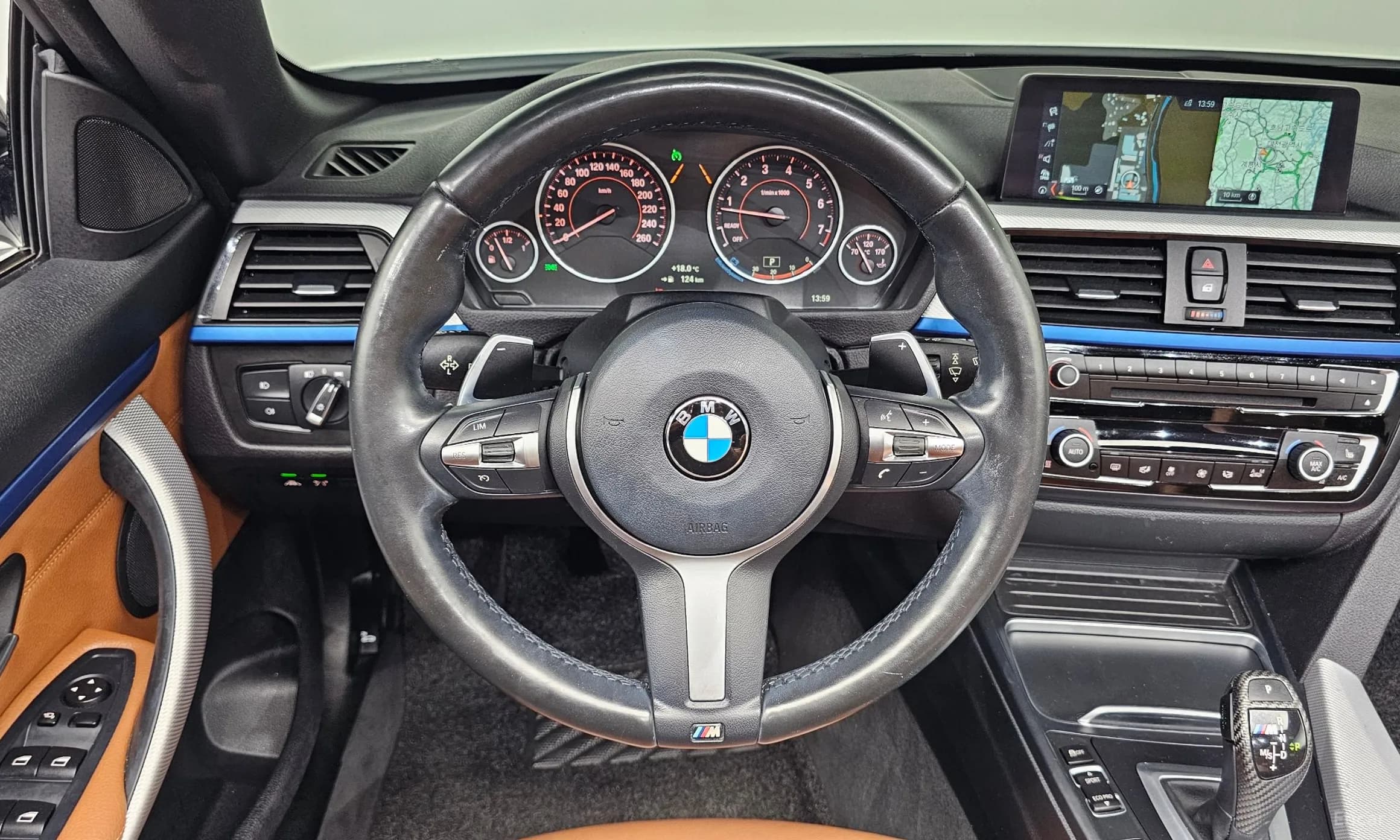 Series 4 (F32)