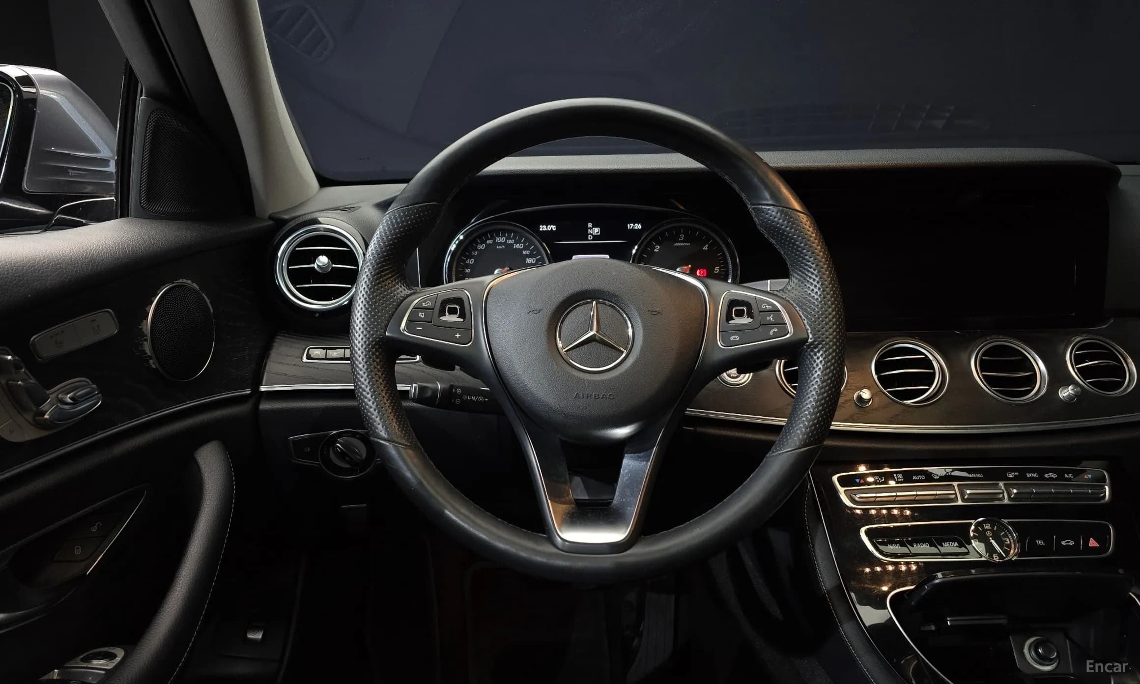 E-Class W213