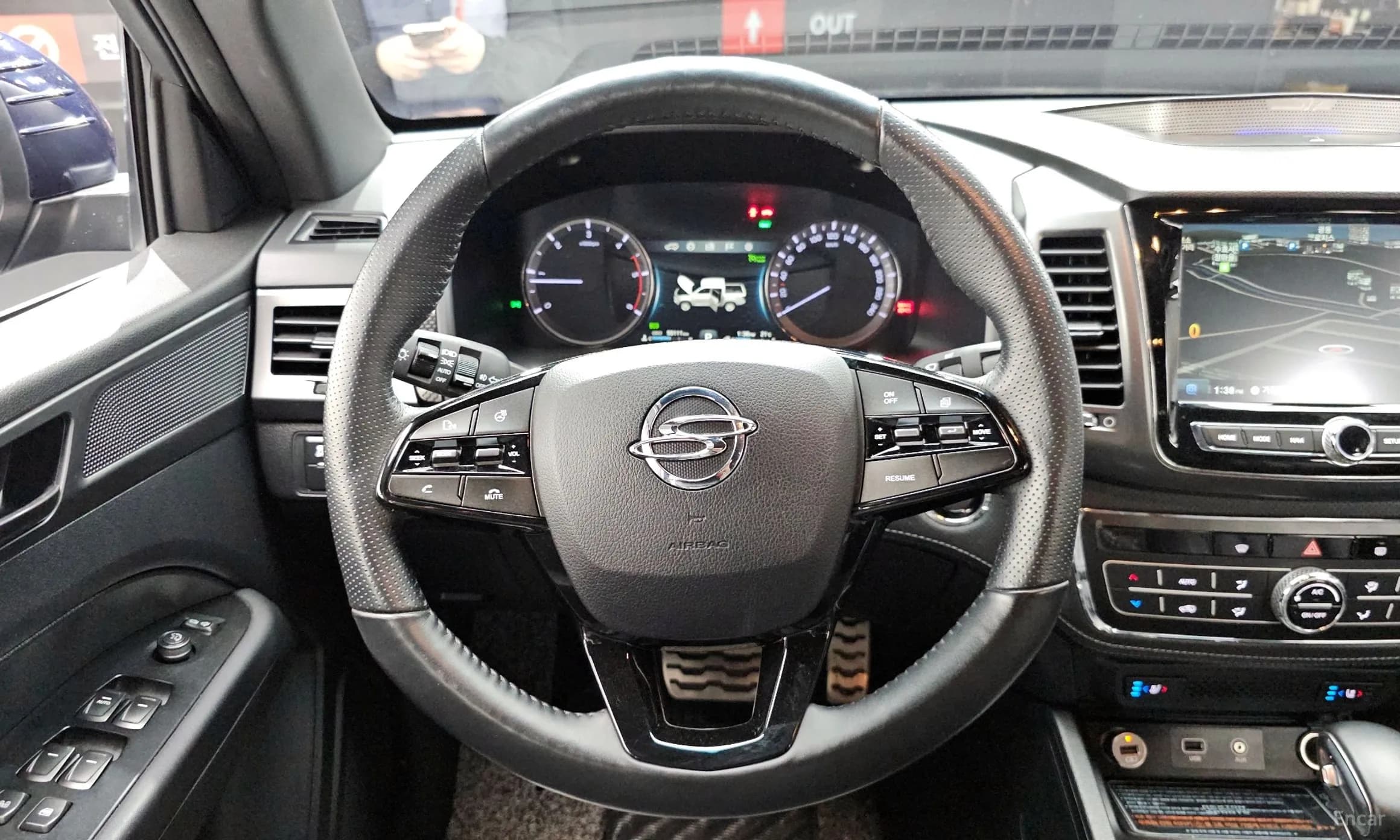 Rexton Sports Khan