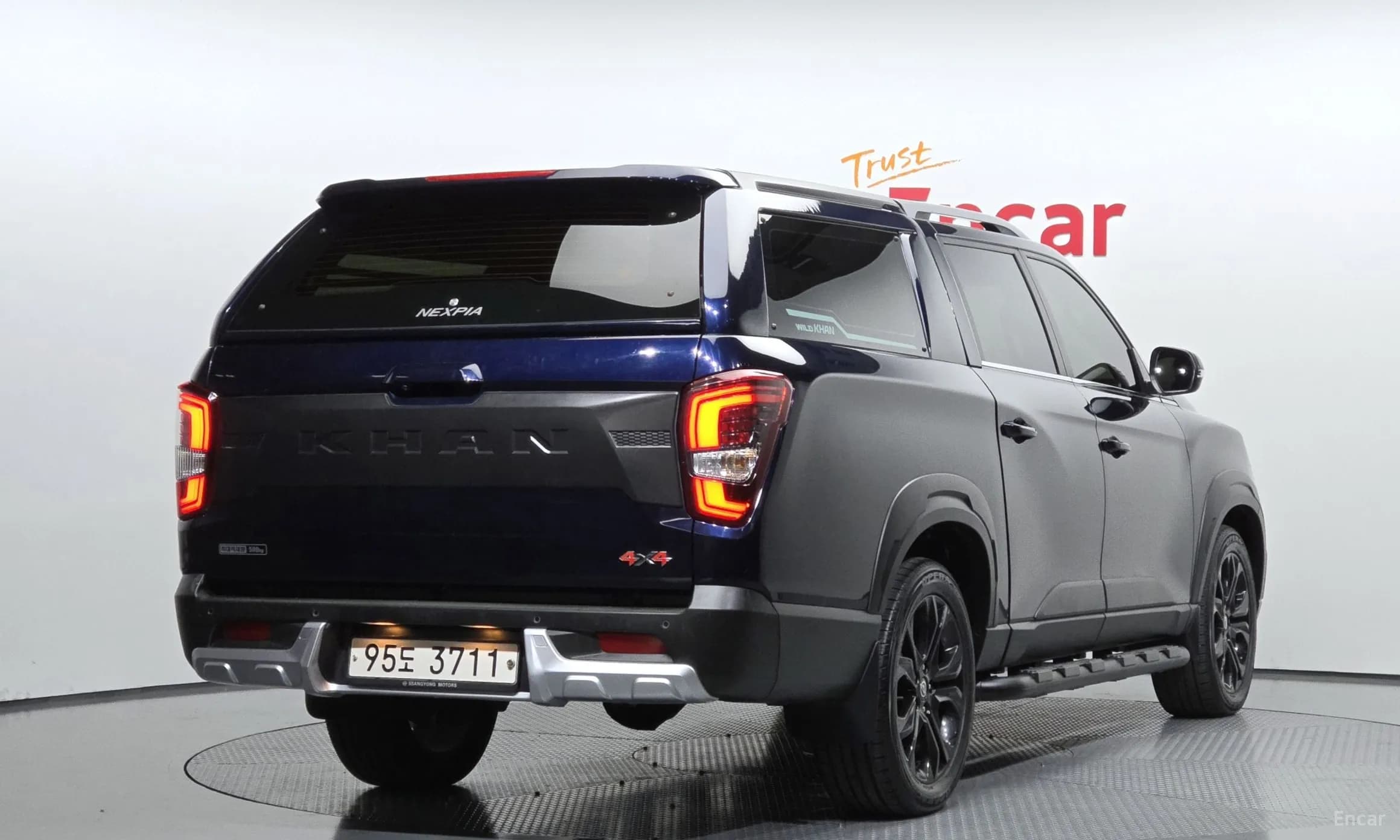 Rexton Sports Khan