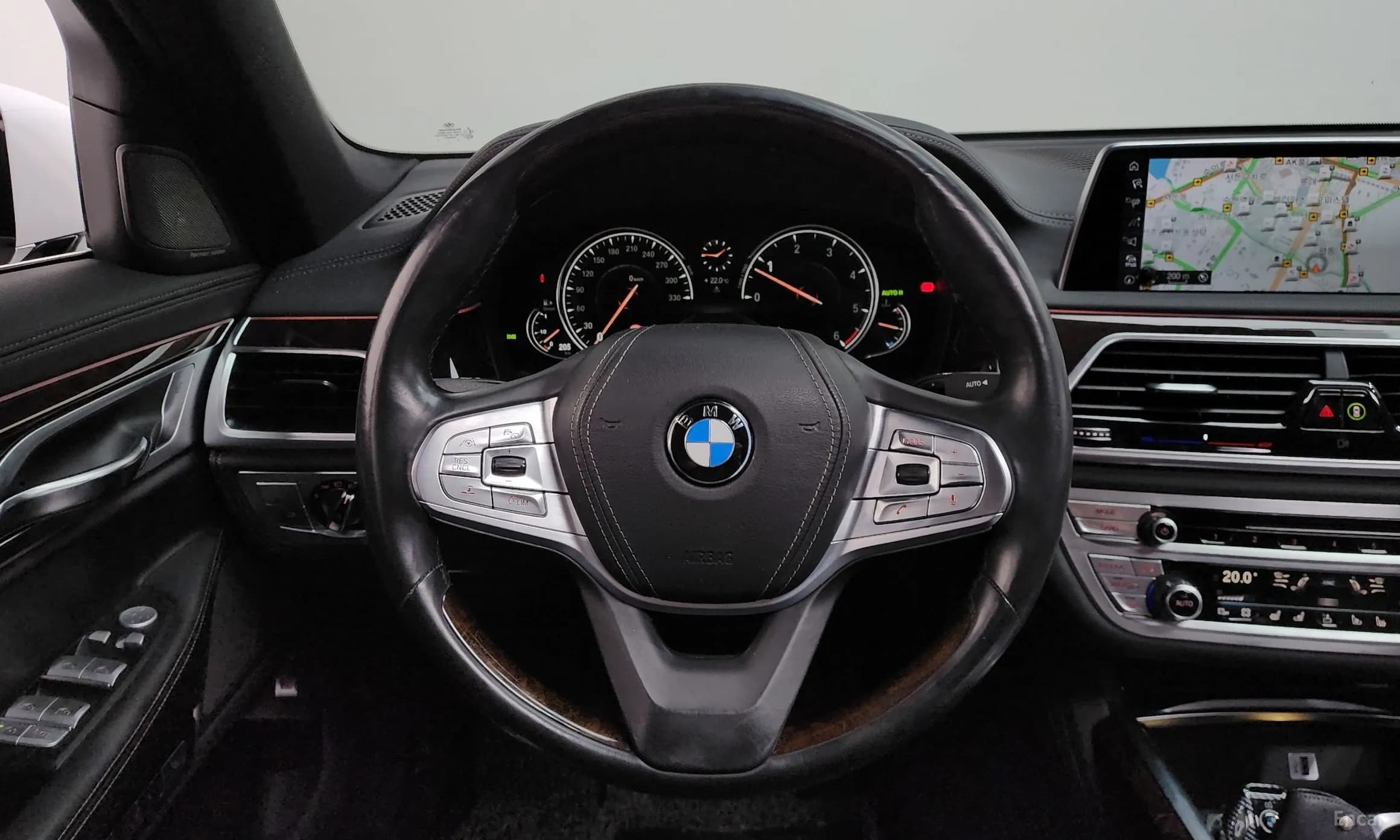 7 Series (G11)