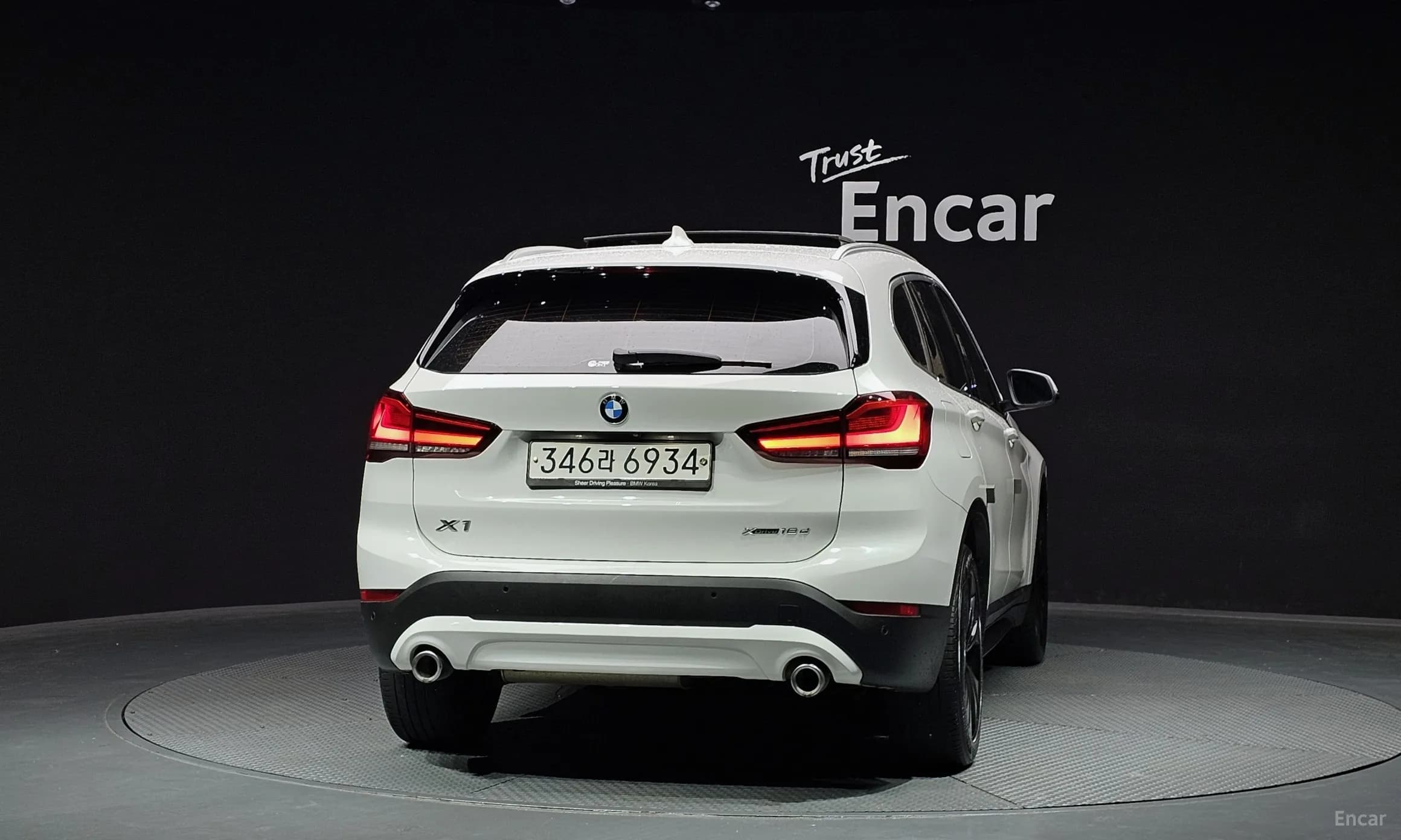 X1 (F48)