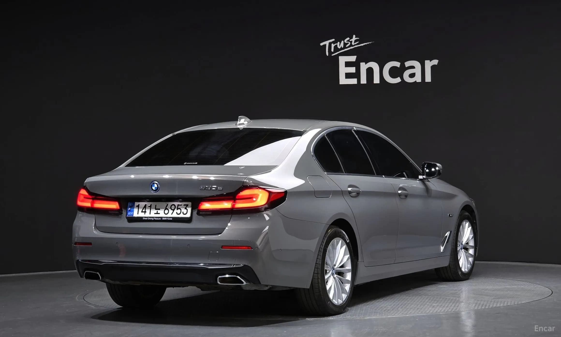 5 Series (G30)