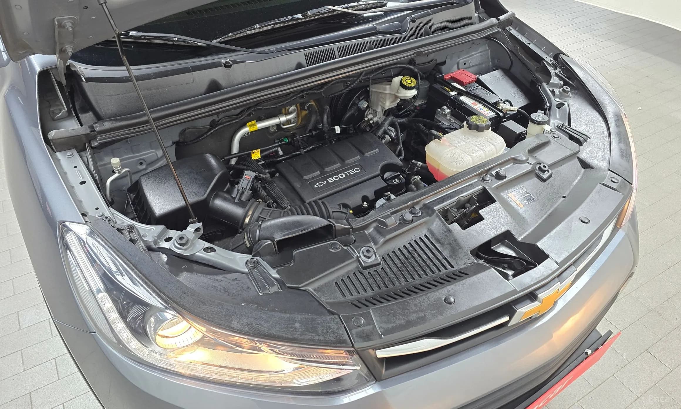 Trax