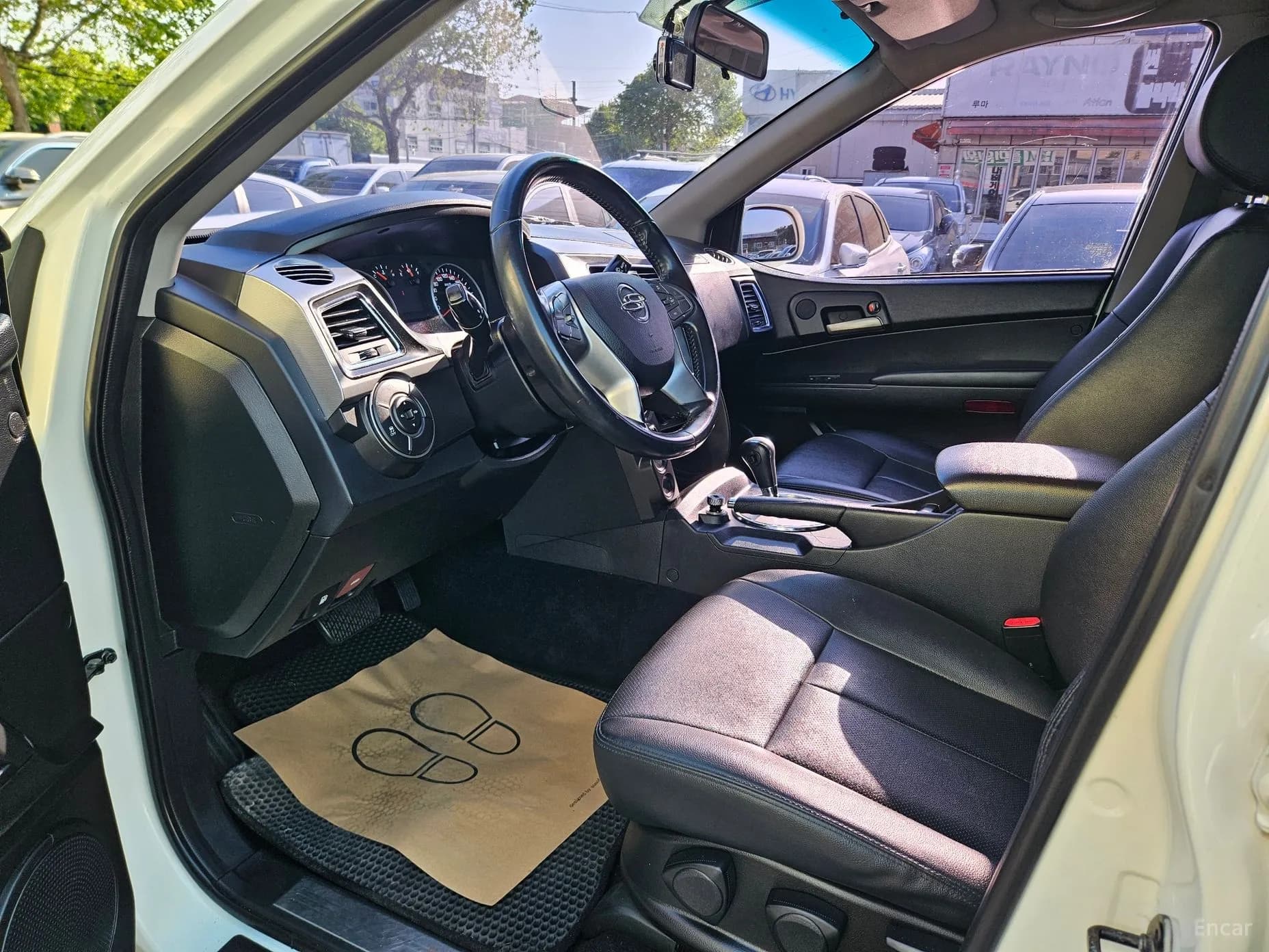 Korando Sports