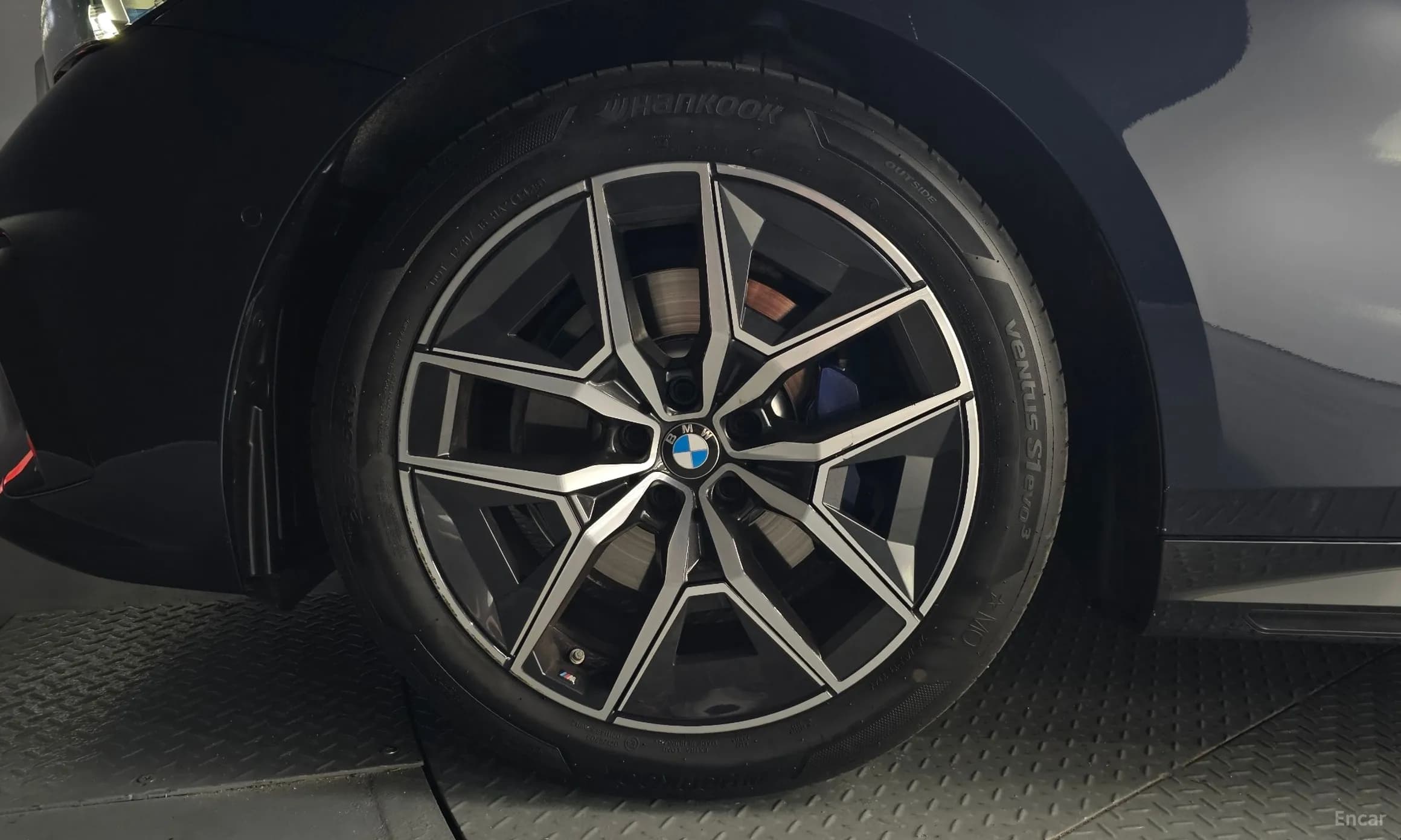 5 Series (G60)