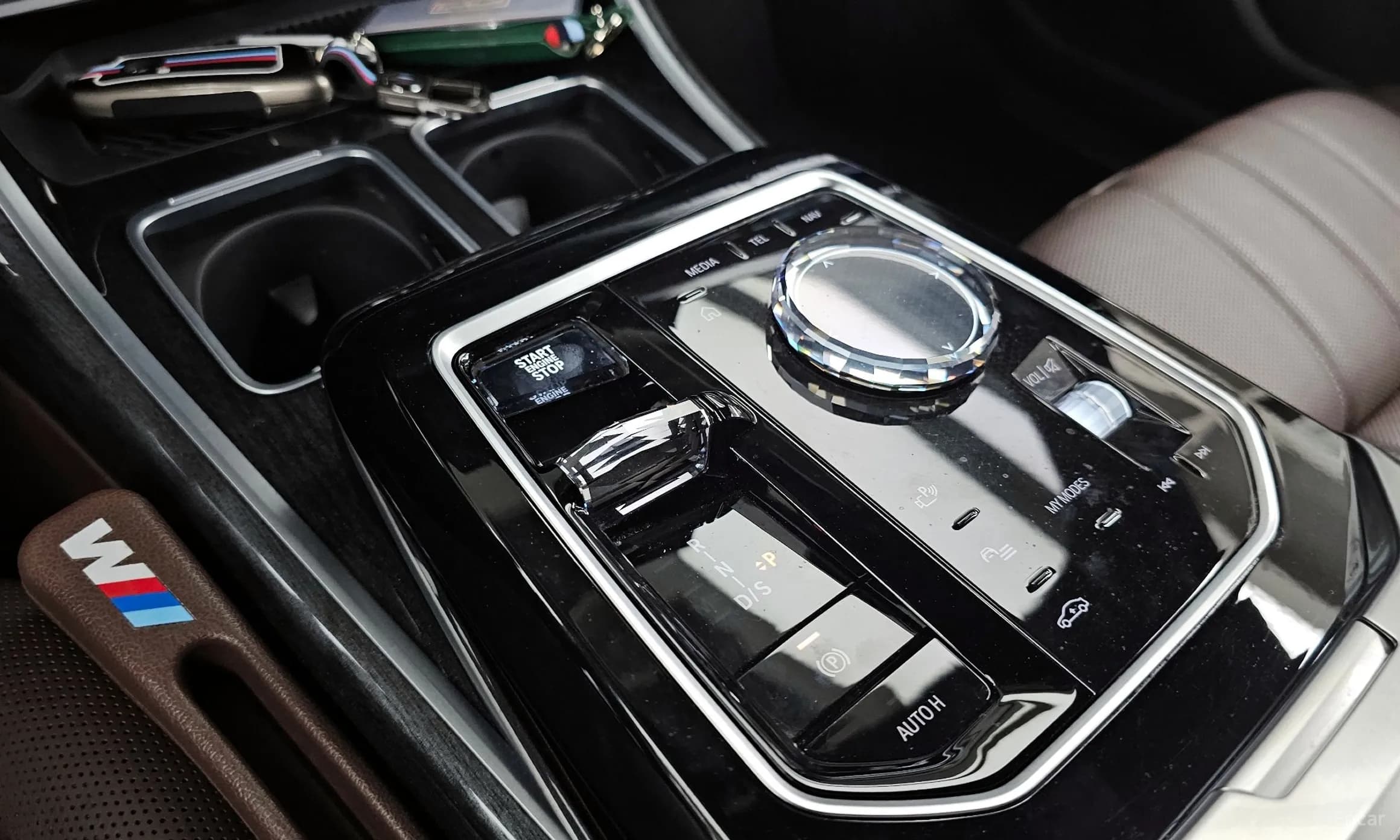 7 Series (G70)