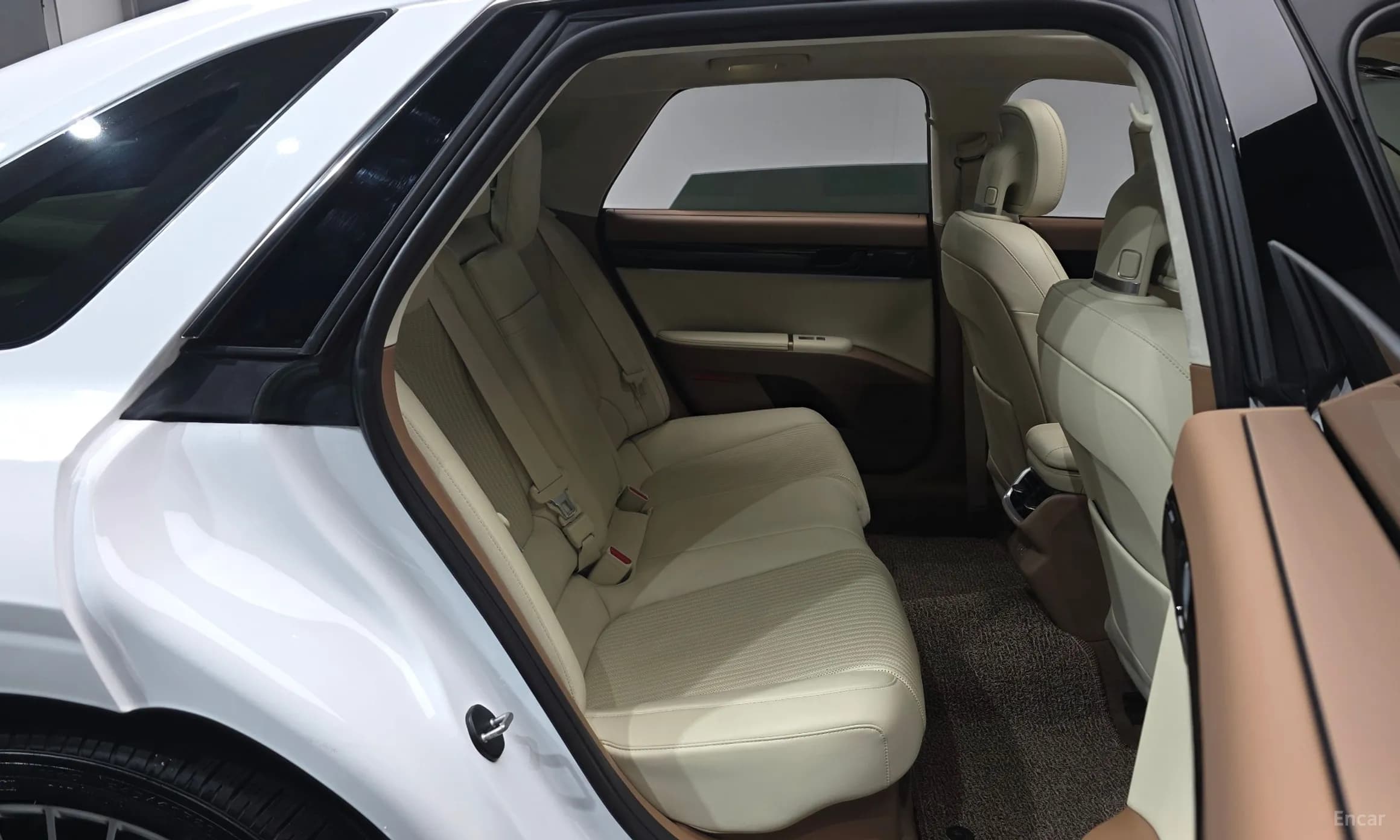 Grandeur Hybrid (GN7)