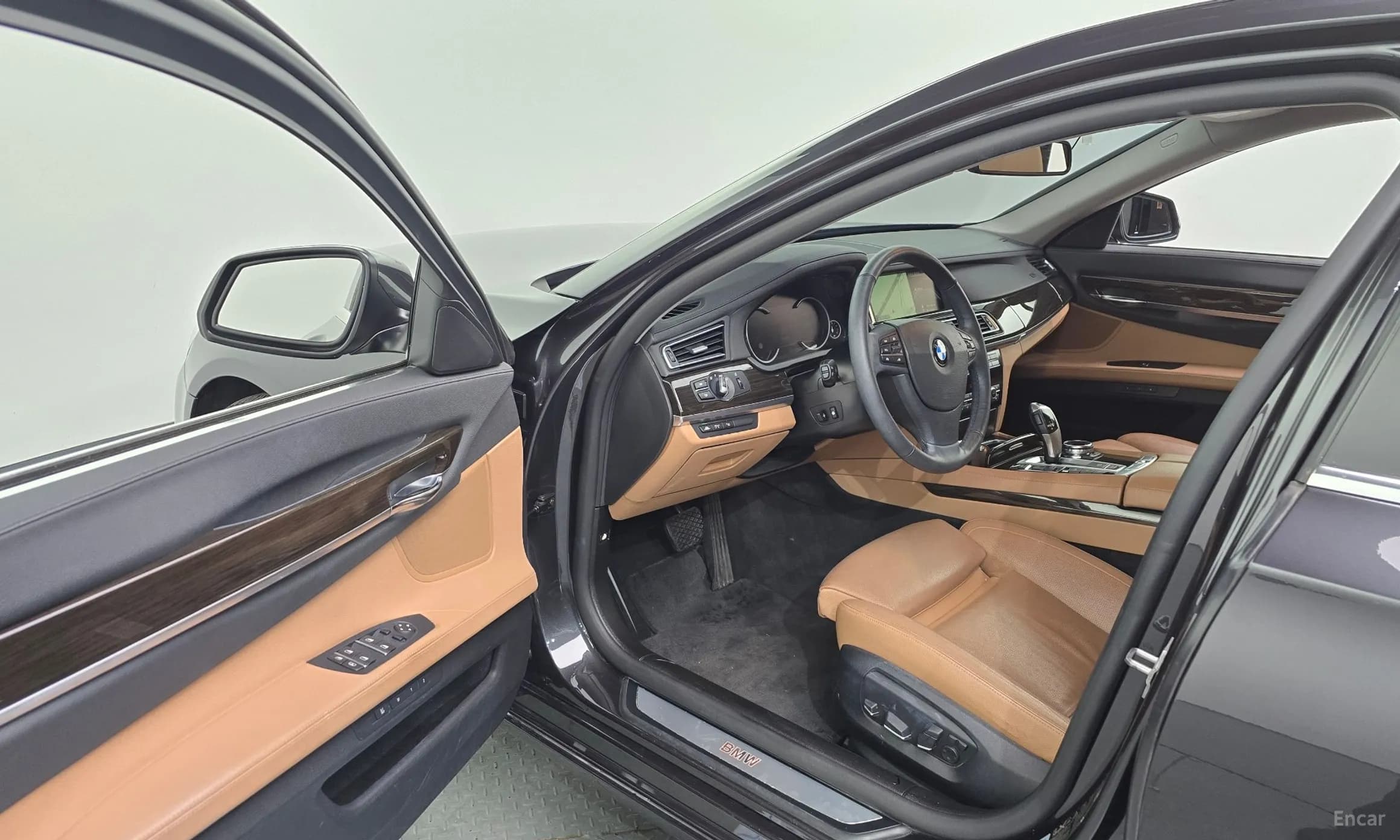7 Series (F01)