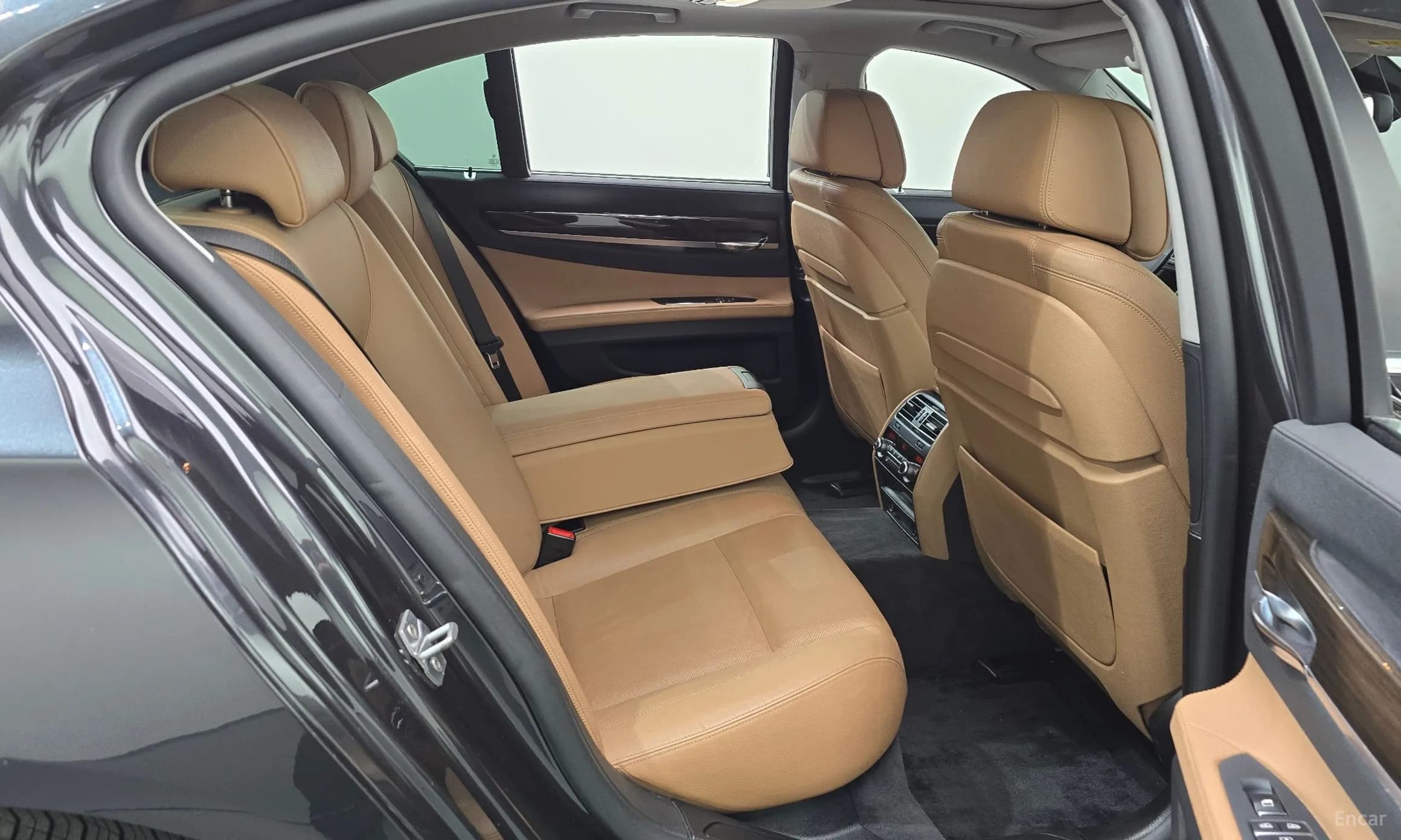 7 Series (F01)