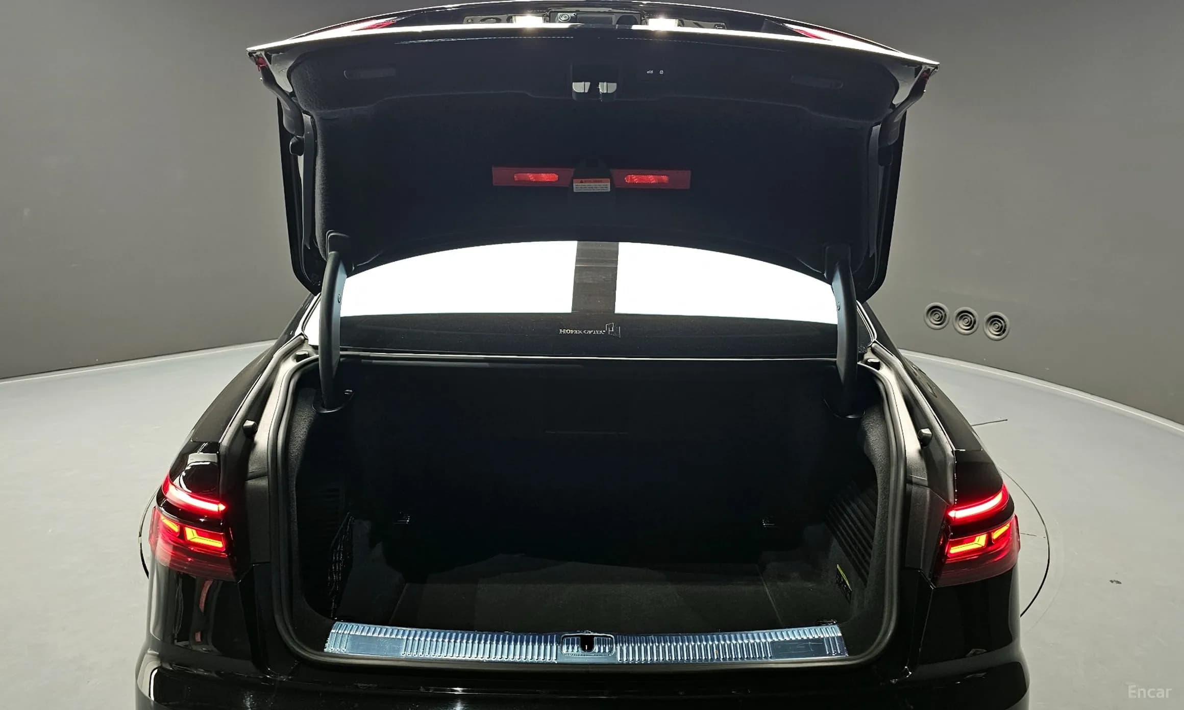 S8 (D5)