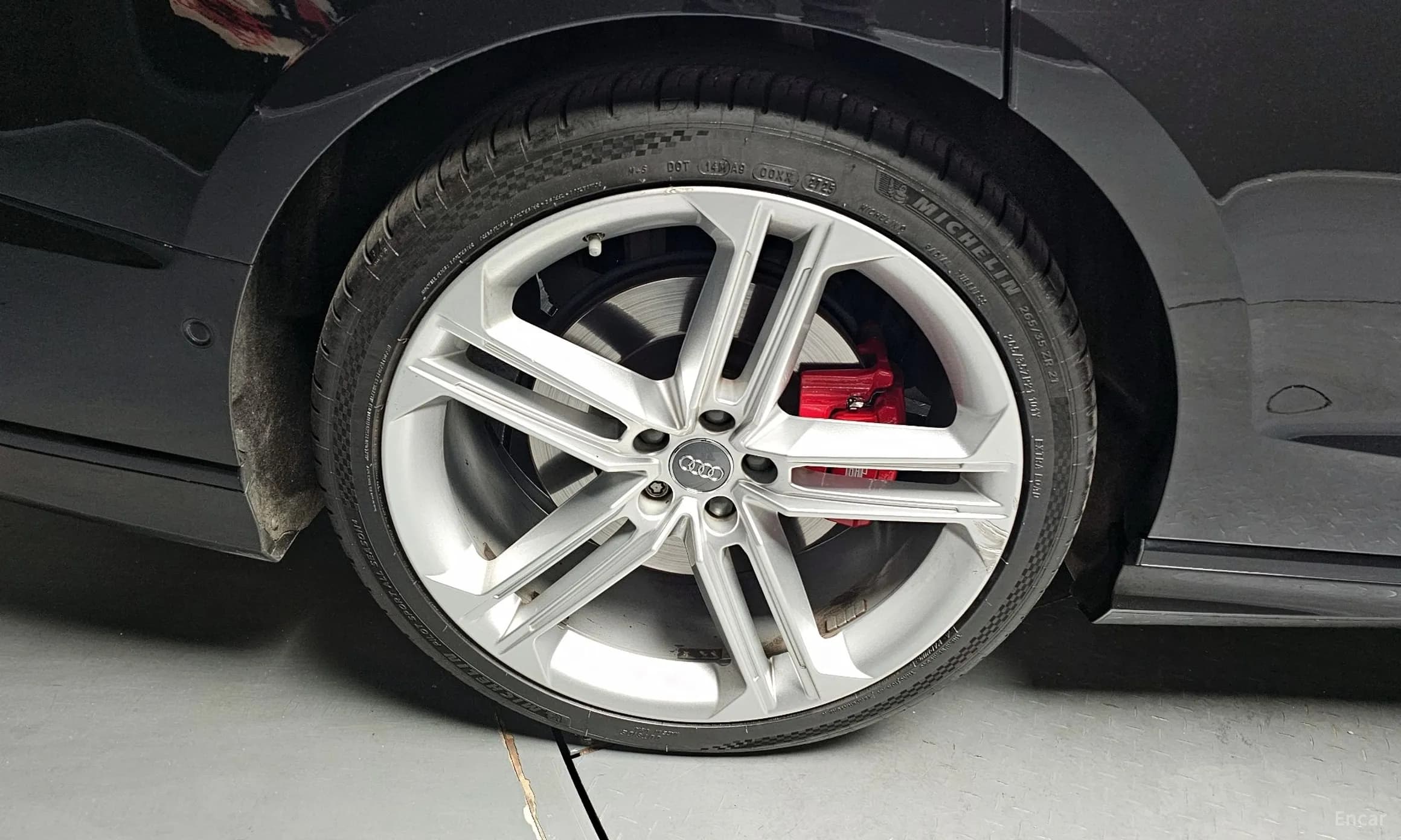 S8 (D5)