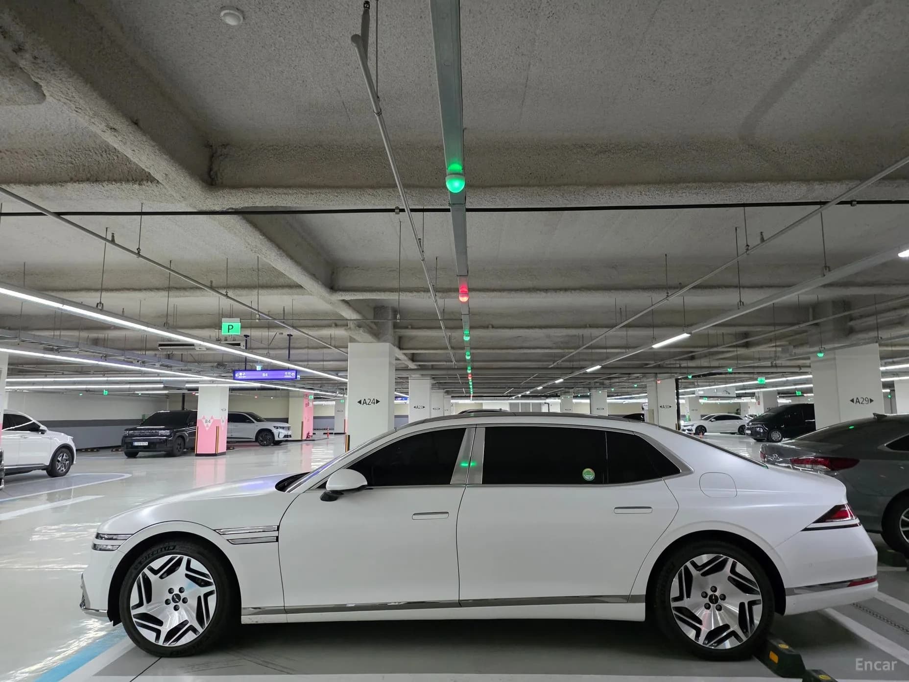 G90 (RS4)