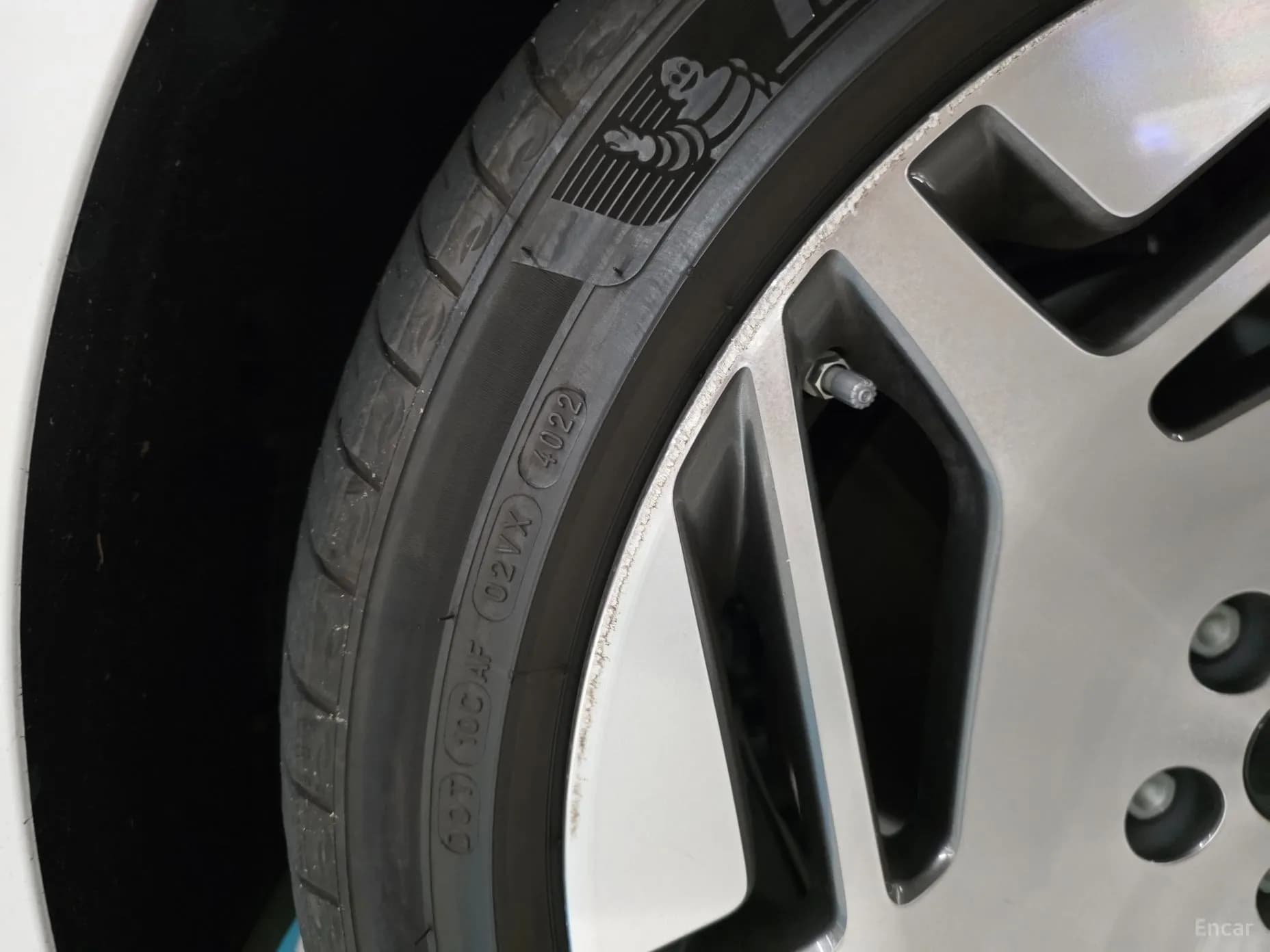 G90 (RS4)