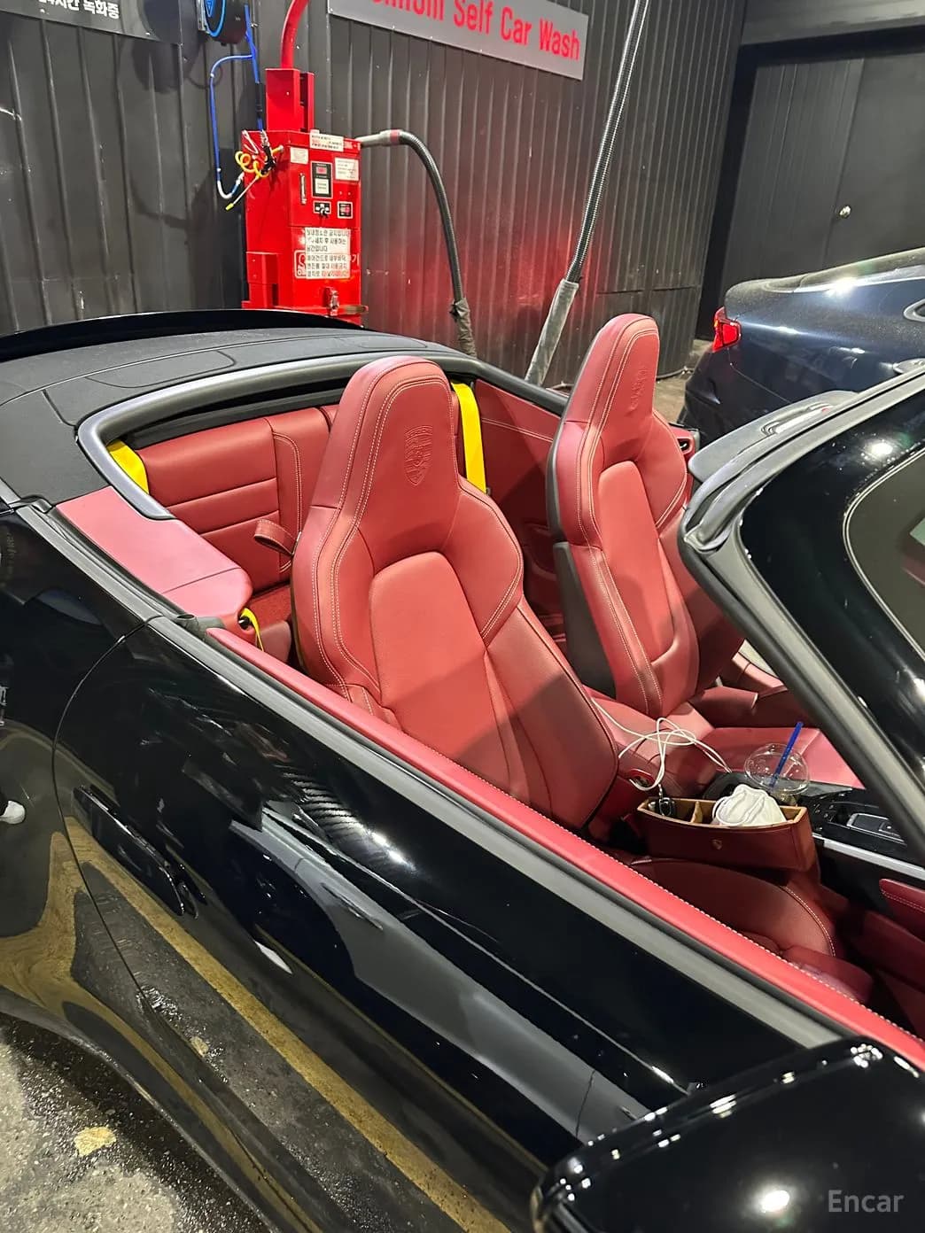 911 (992)