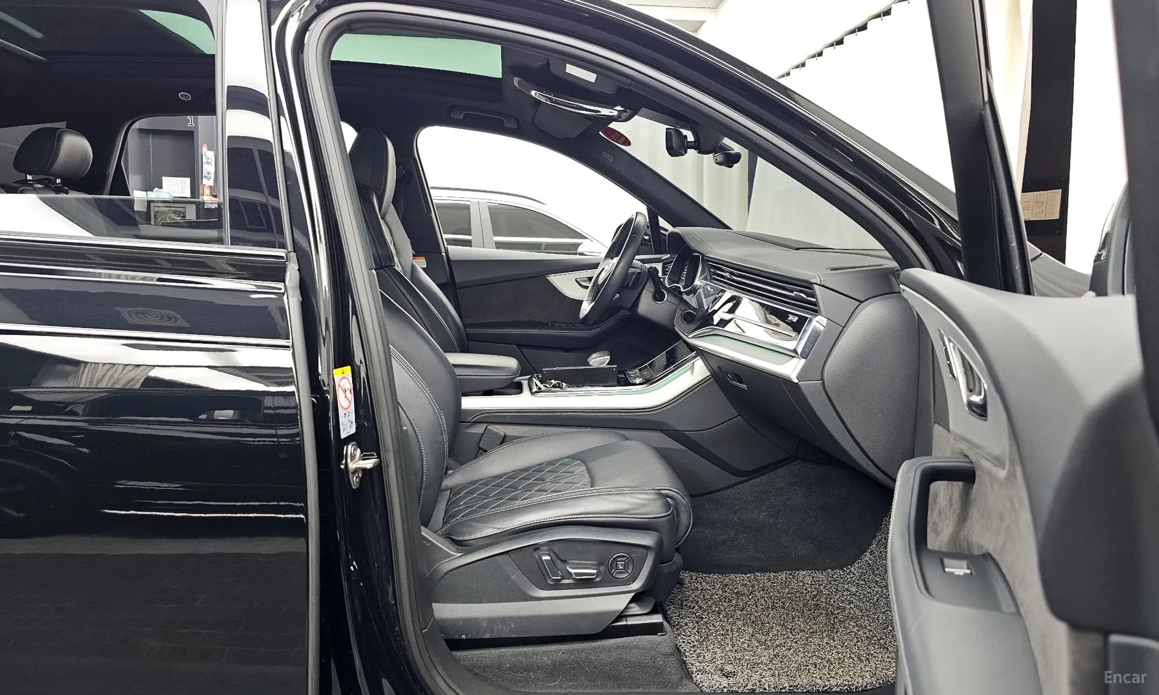 Q7 (4M)