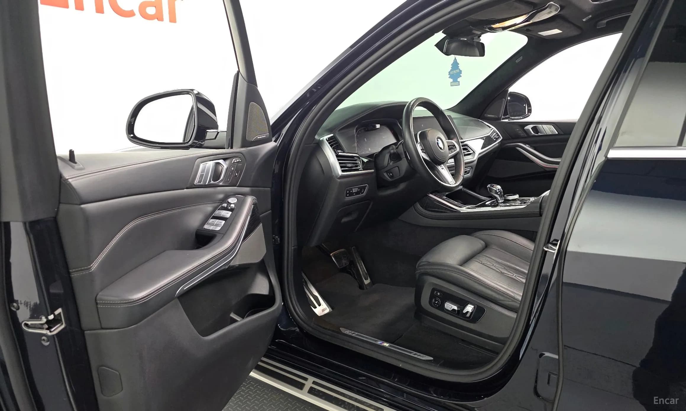 X7 (G07)