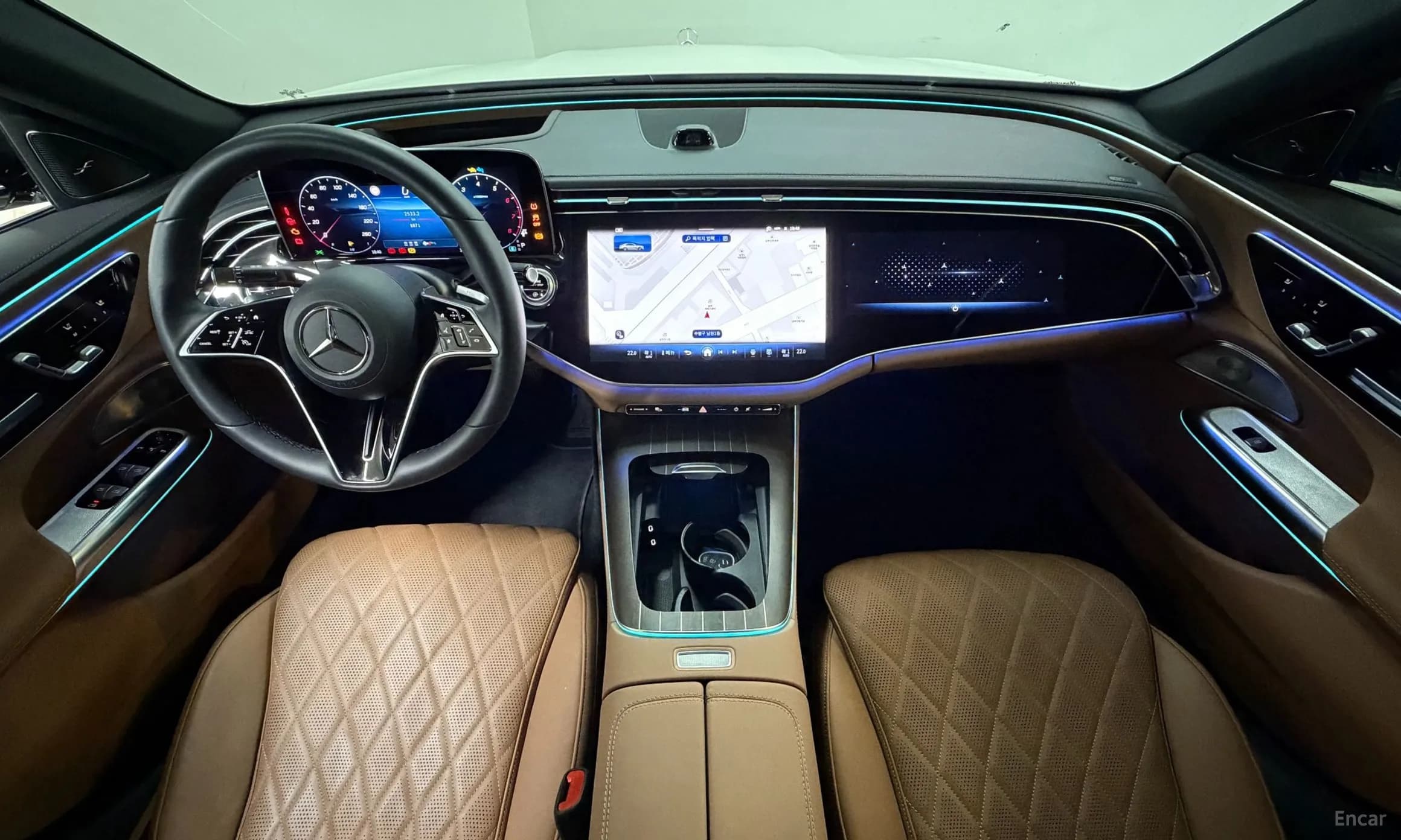 E-Class W214