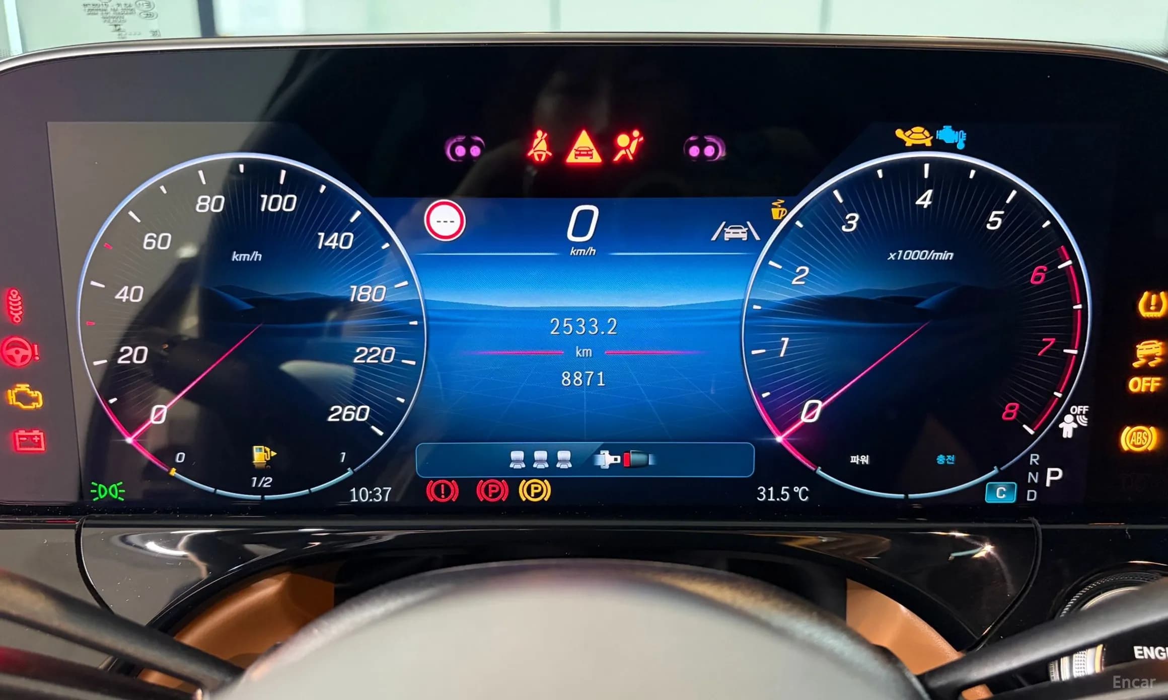 E-Class W214