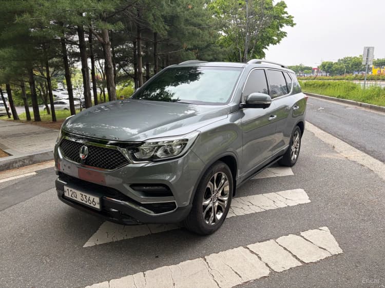 G4 Rexton