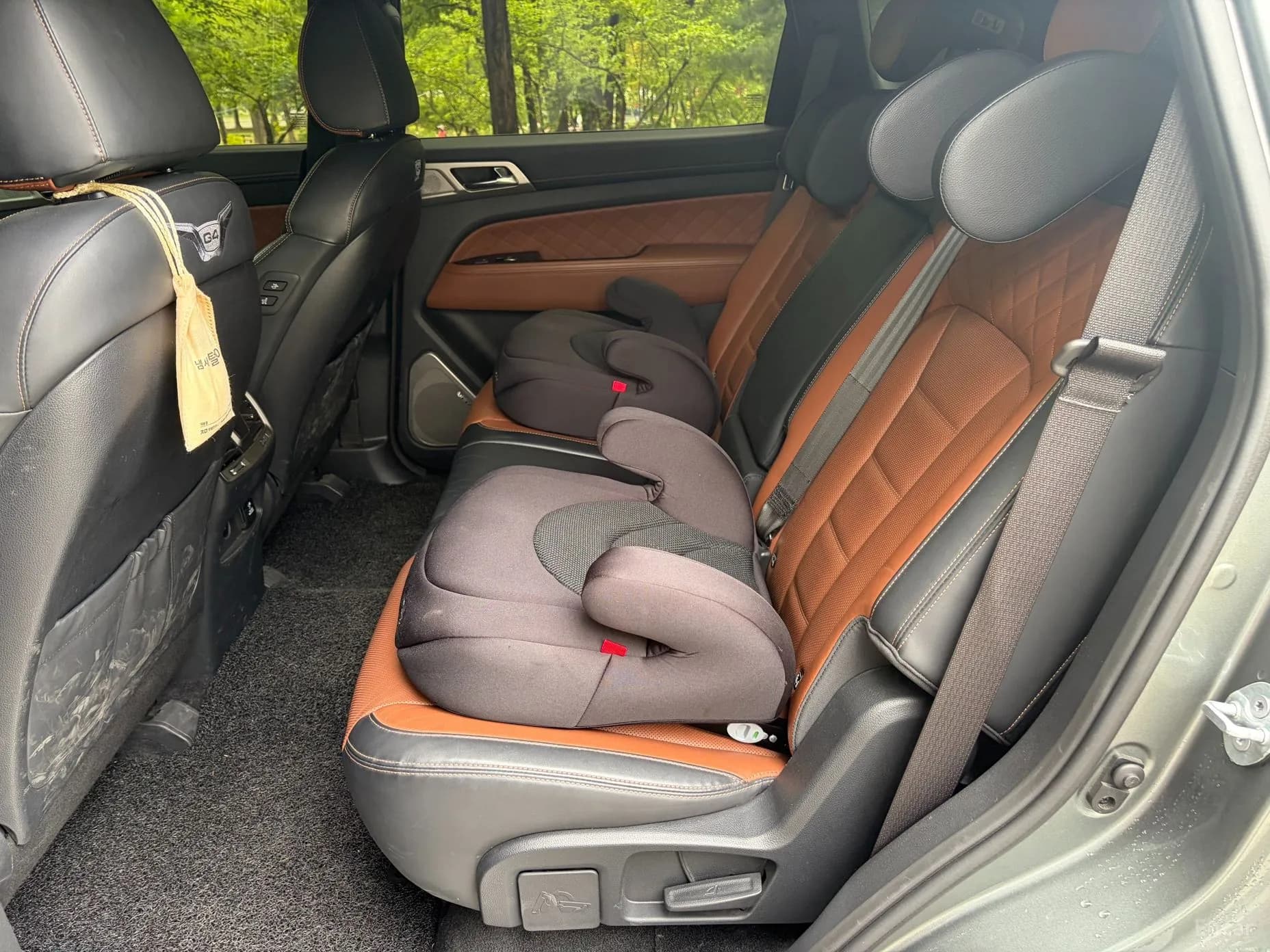 G4 Rexton