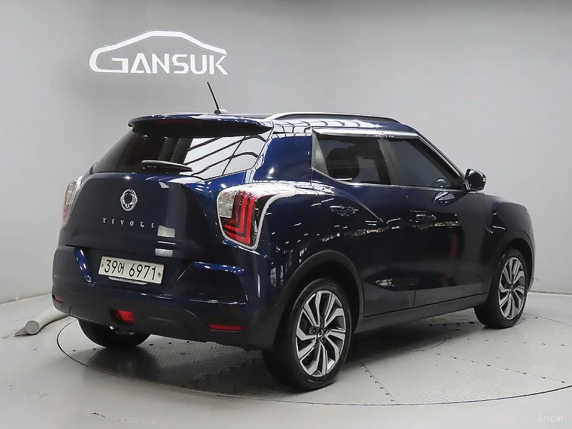 Berry New Tivoli
