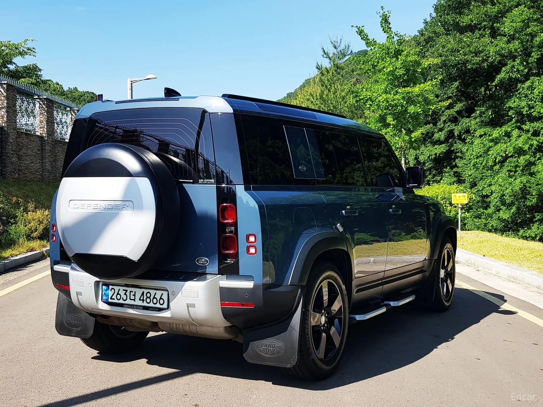 Defender (L663)