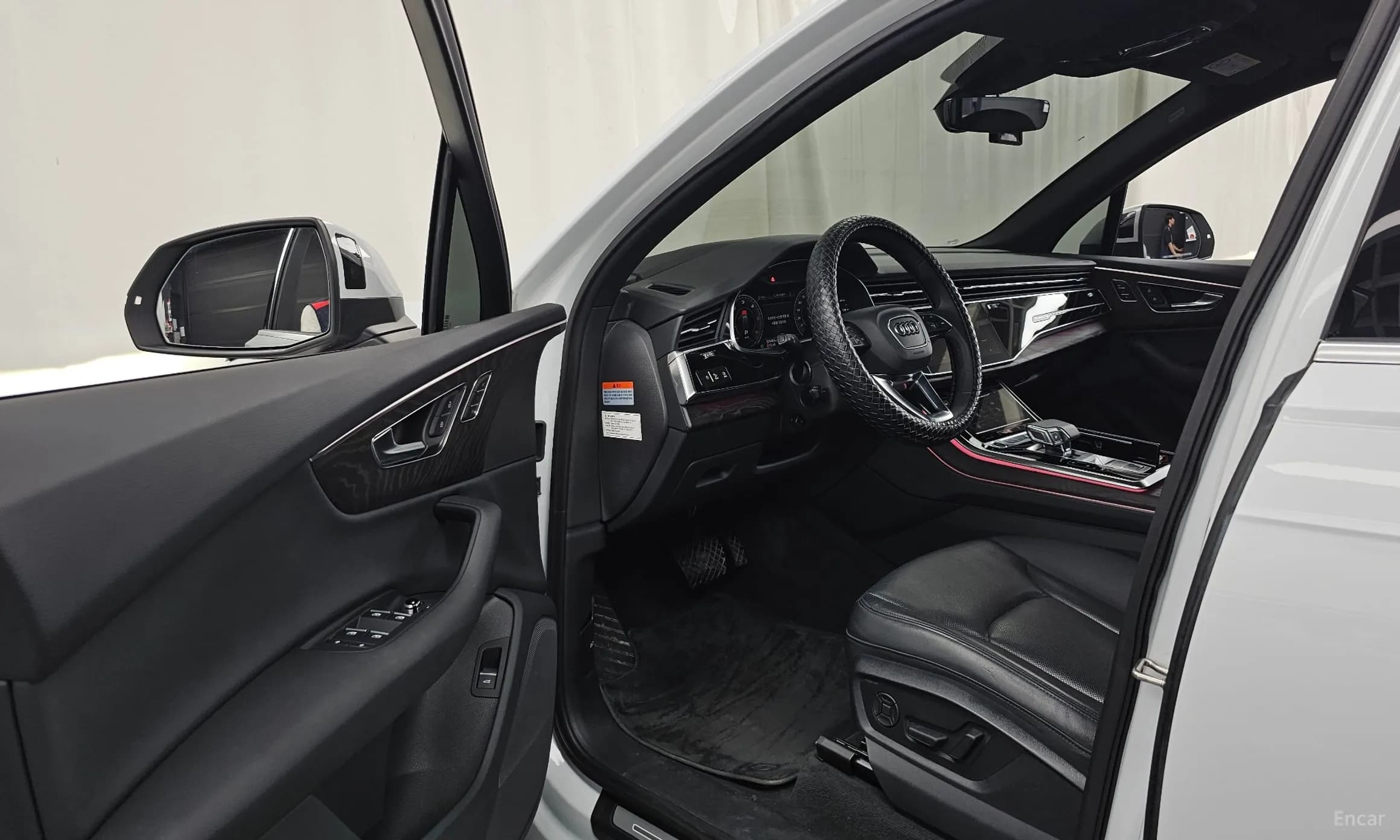 Q7 (4M)