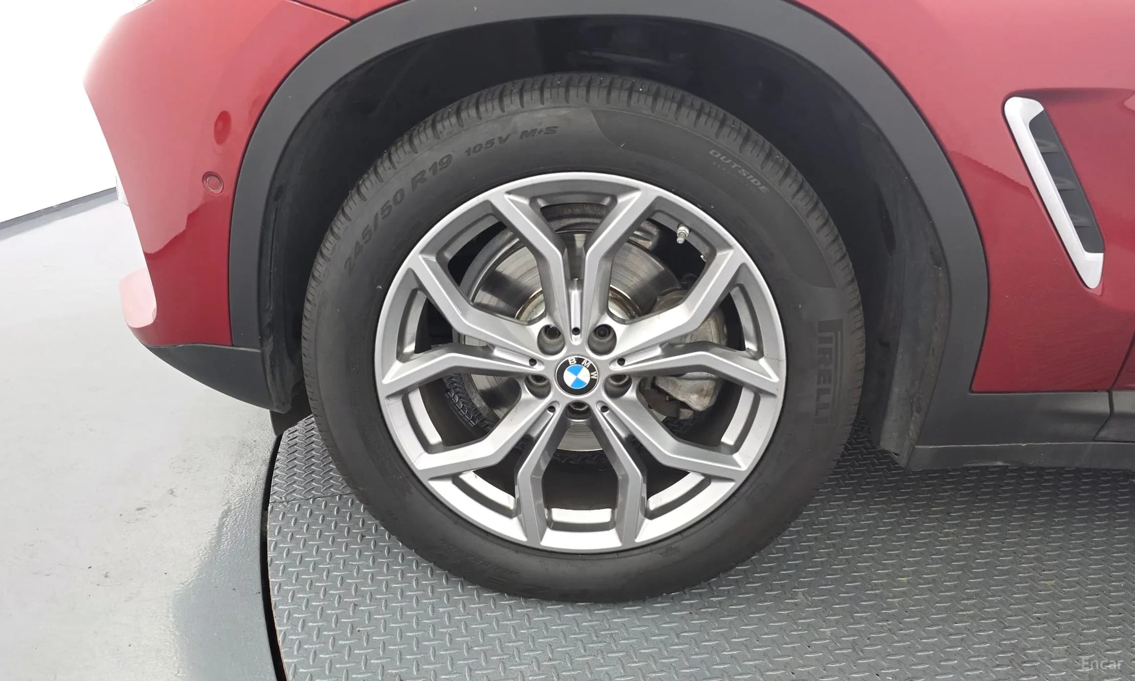 X4 (G02)