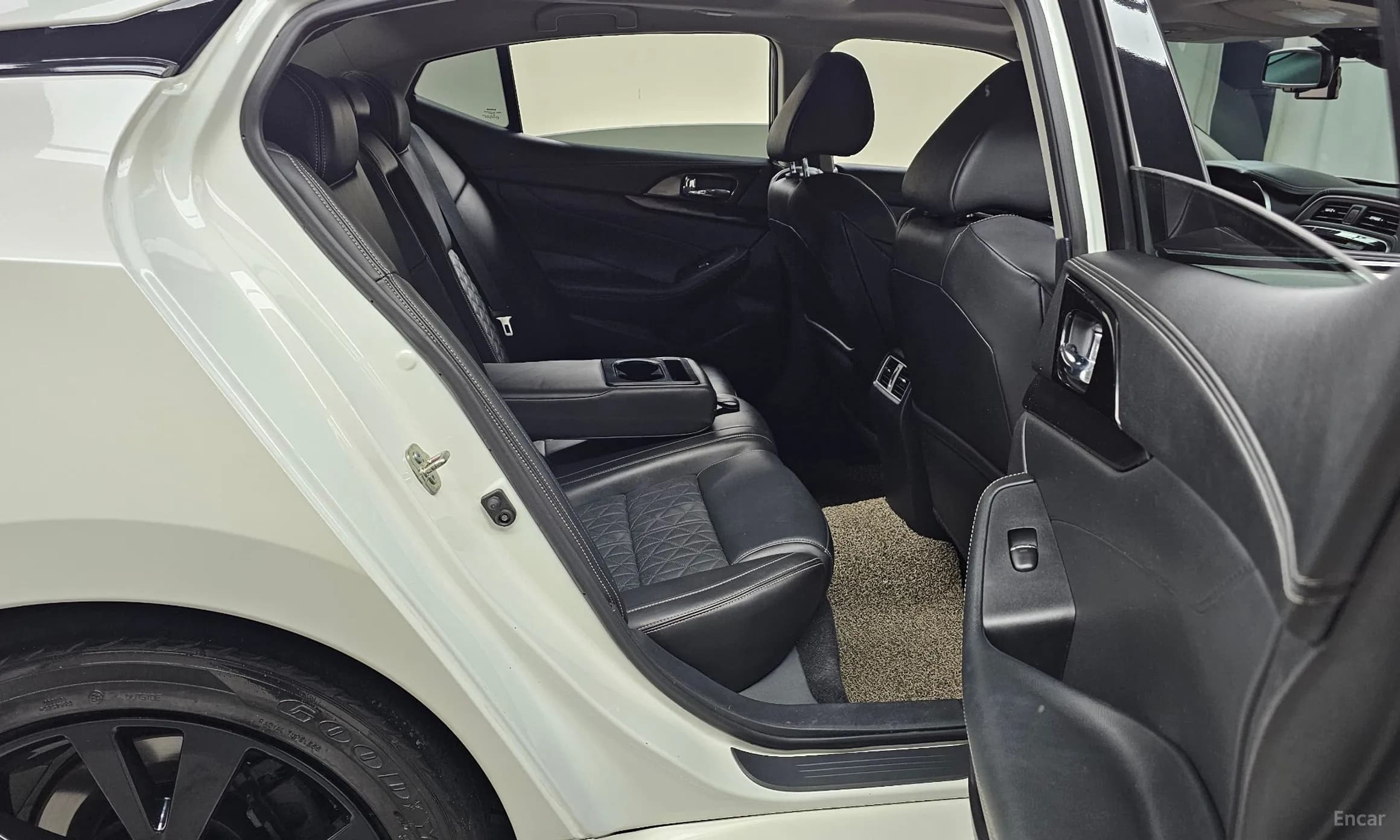 Maxima (A36)