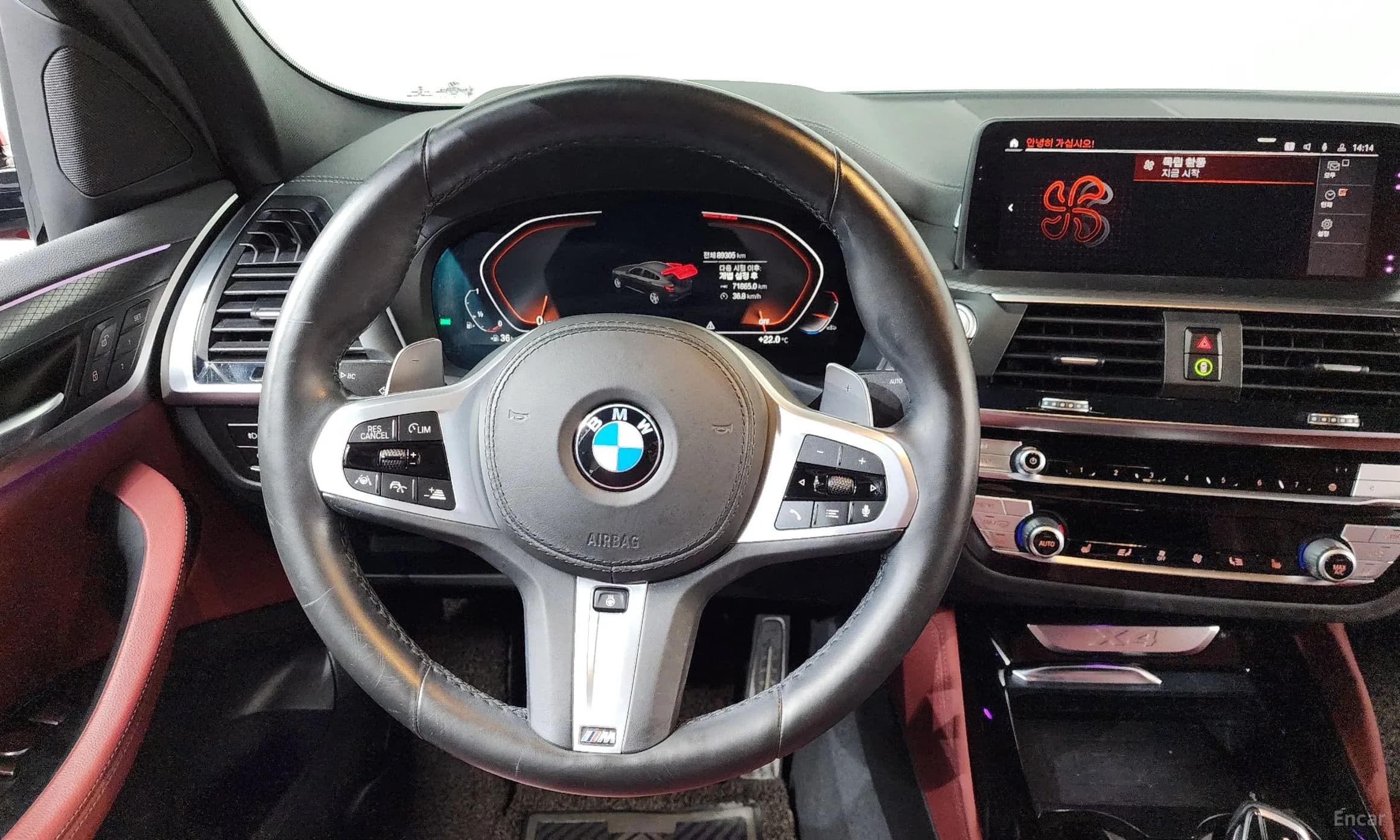 X4 (G02)