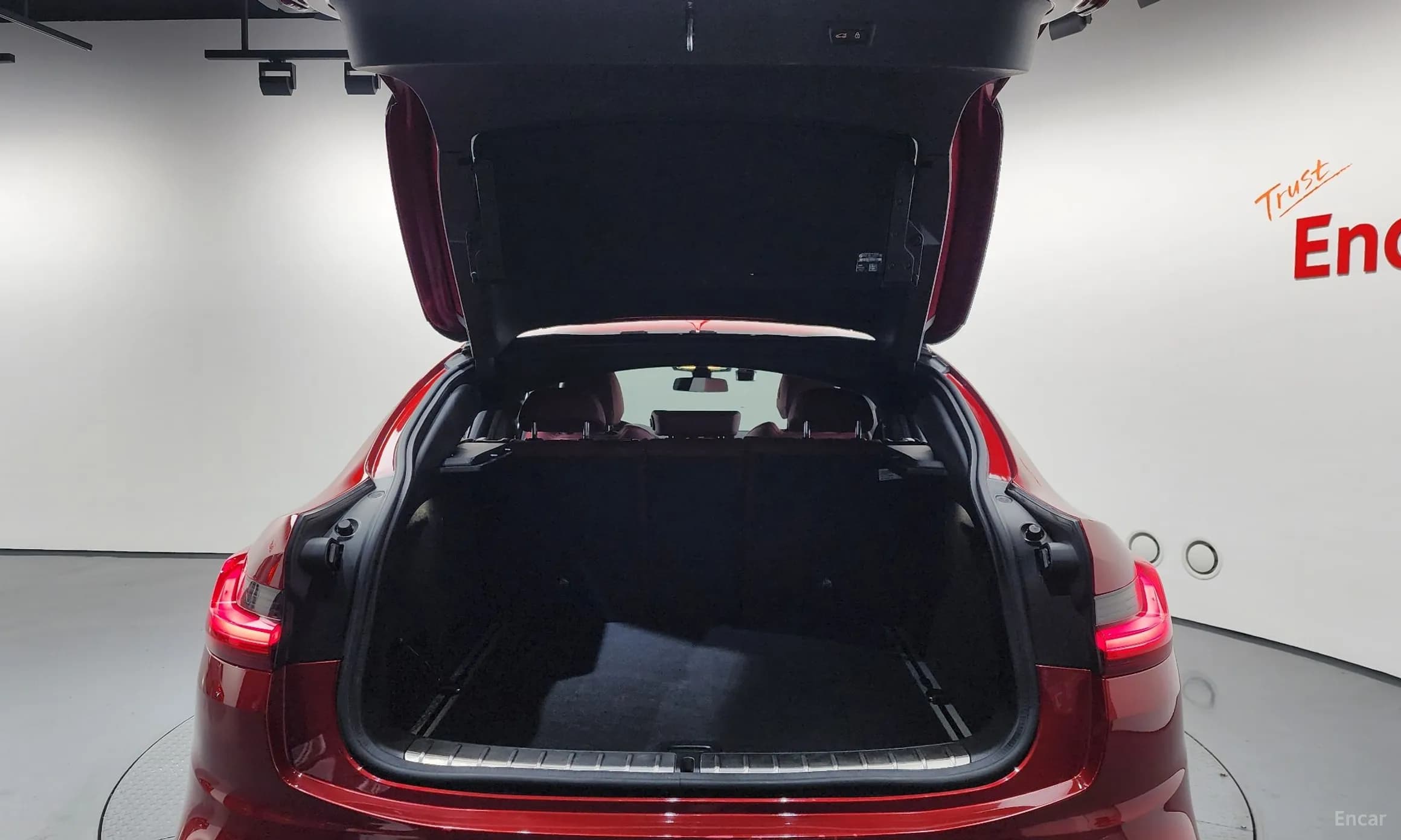 X4 (G02)