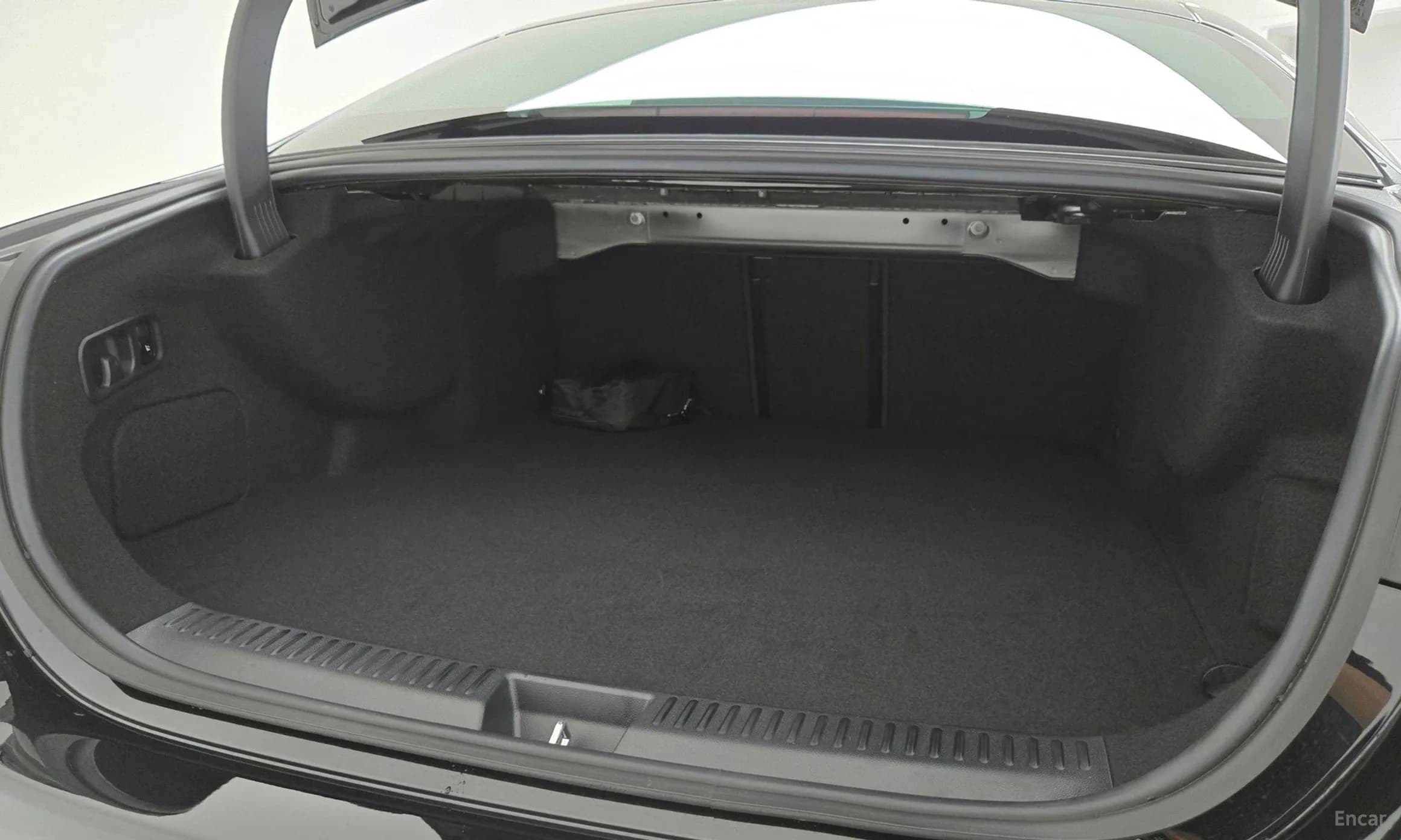 E-Class W214