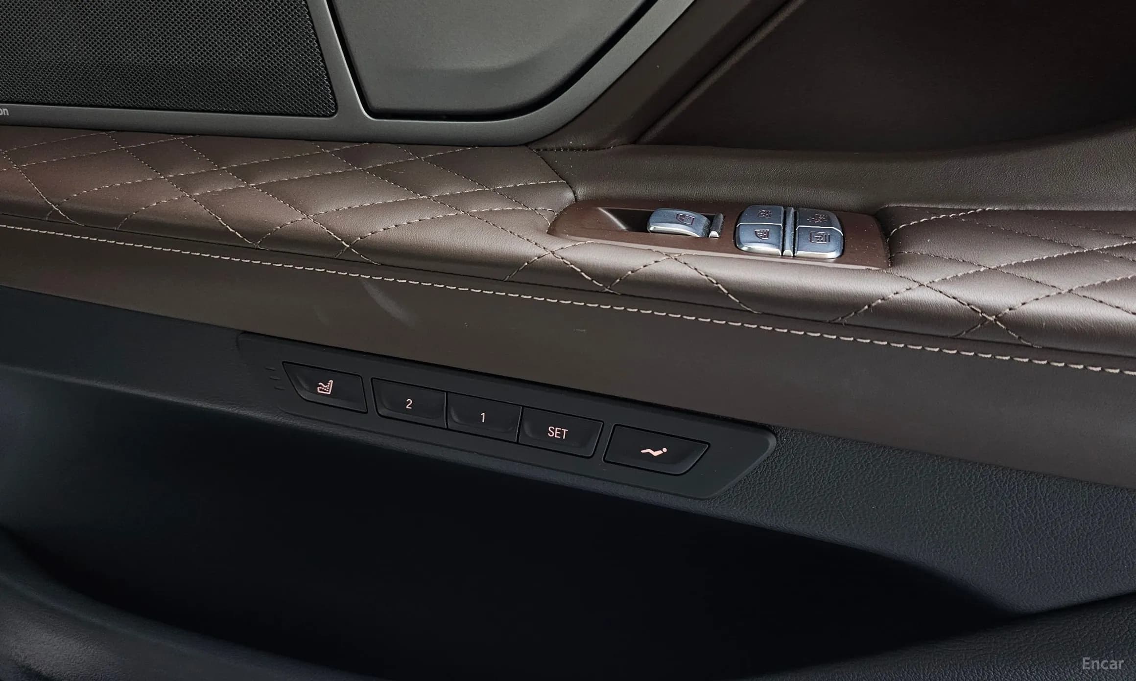 7 Series (G11)