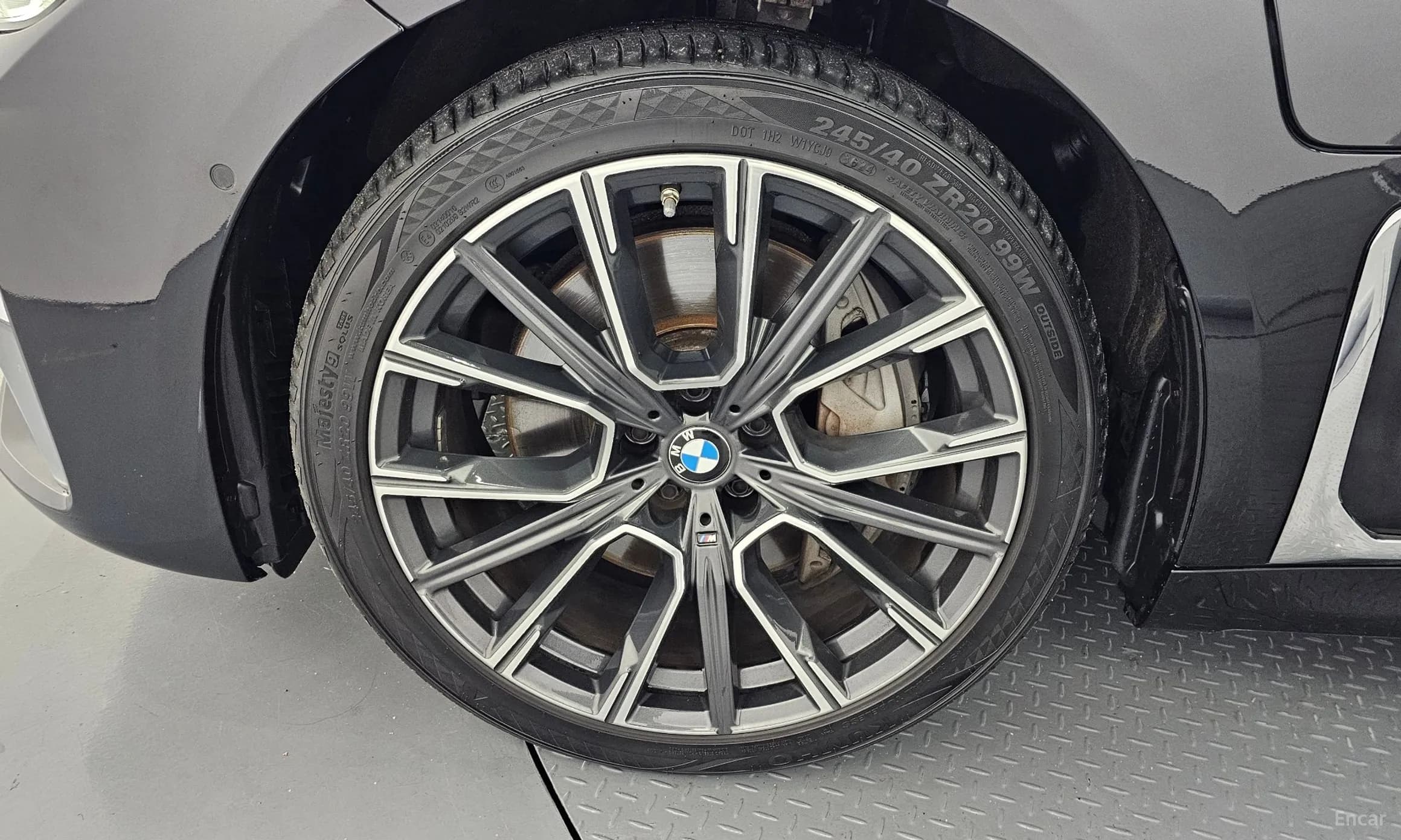 7 Series (G11)