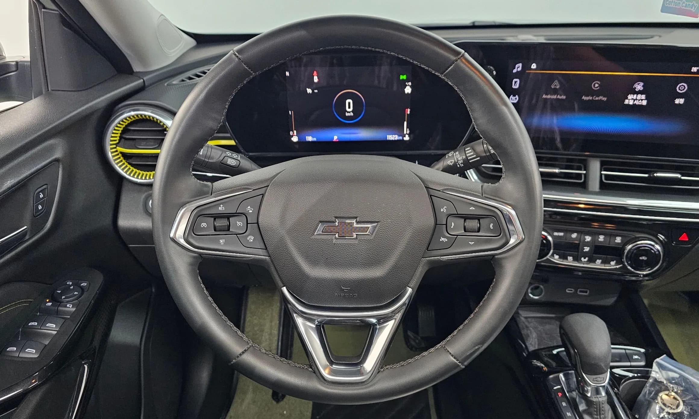 Trax Crossover