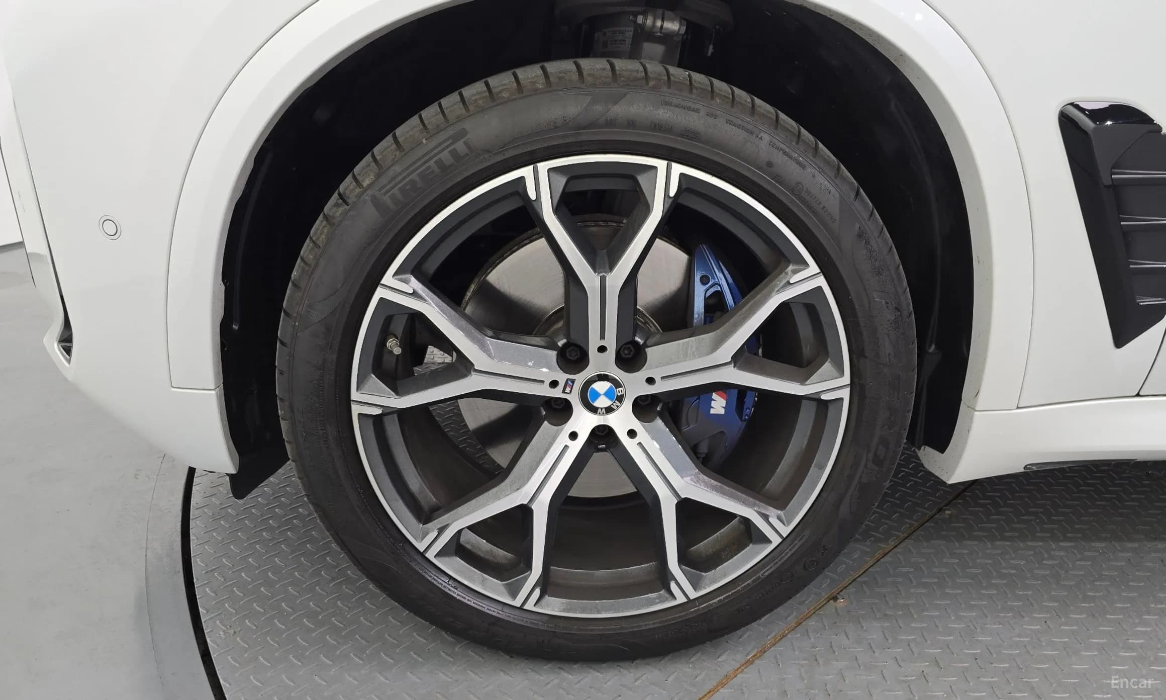 X5 (G05)