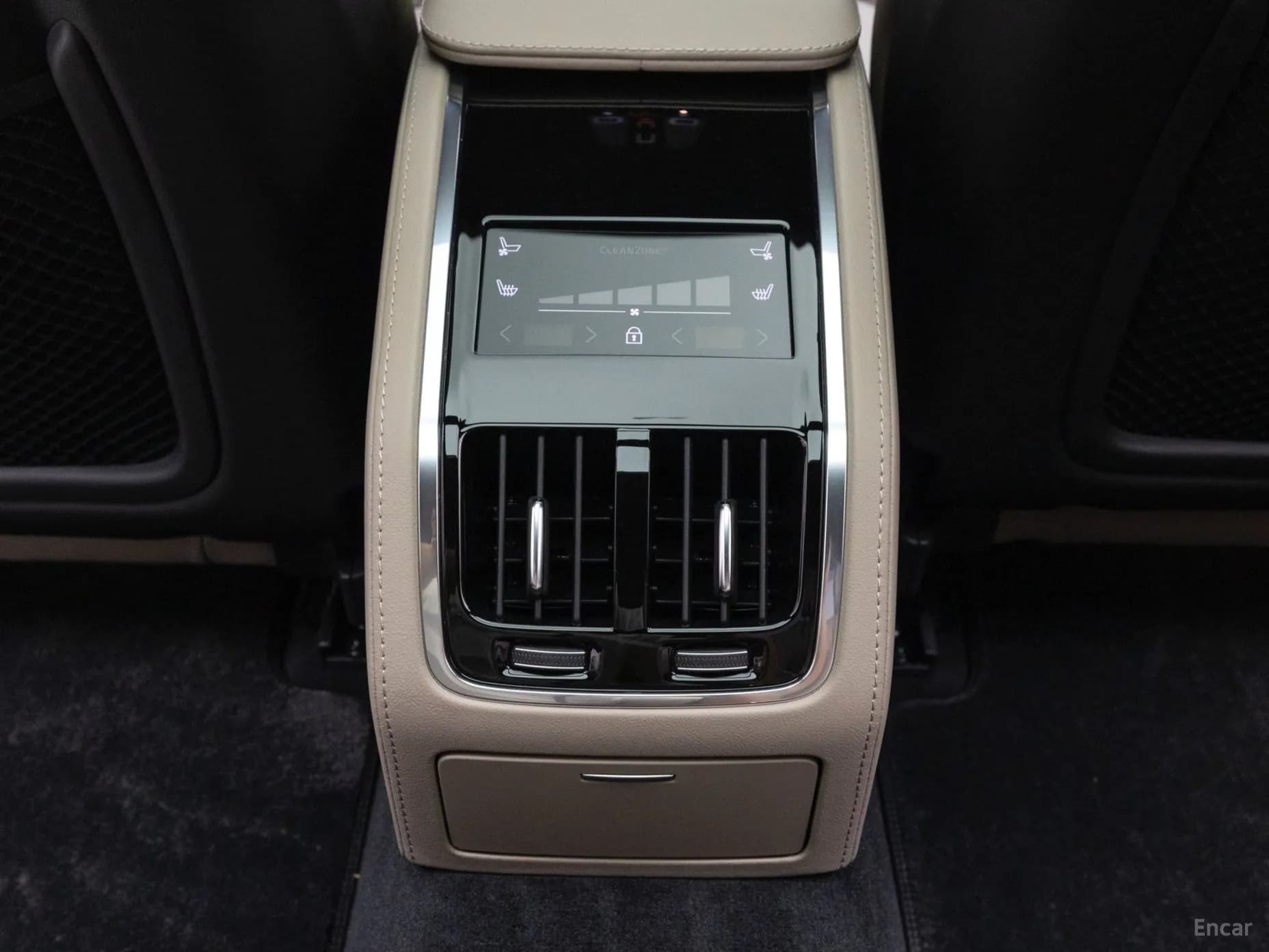 S90