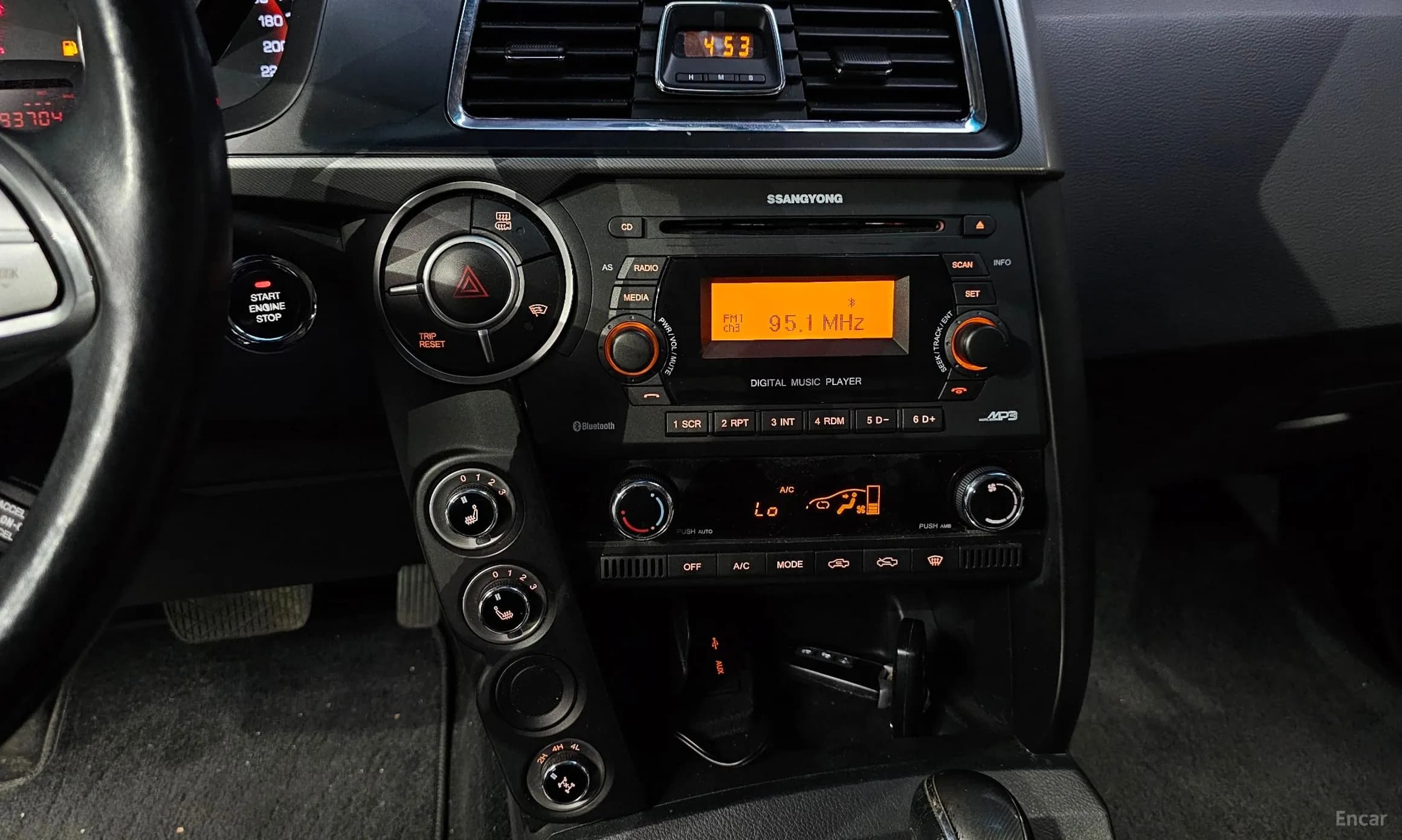 Korando Sports