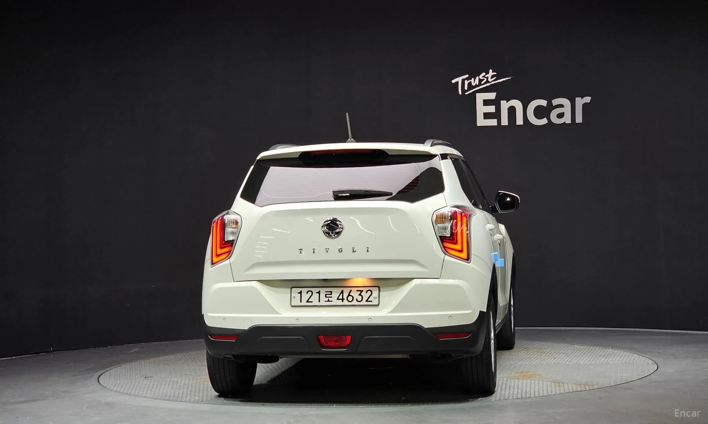 Berry New Tivoli