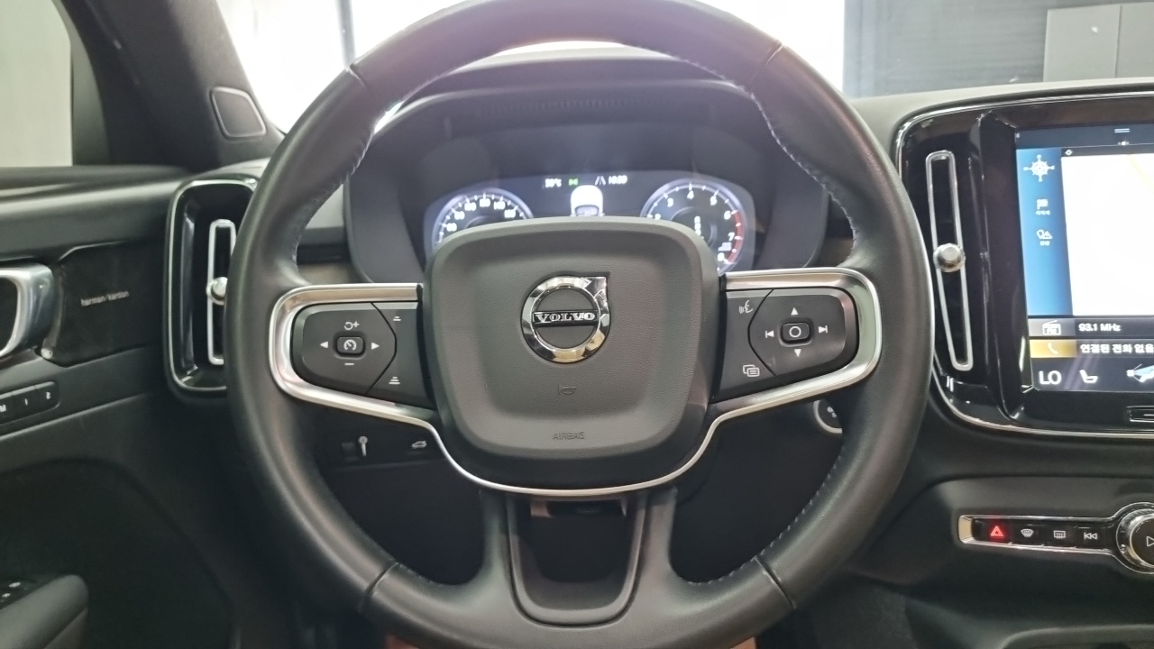 XC40
