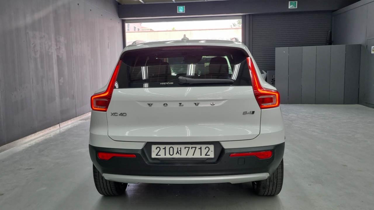 XC40