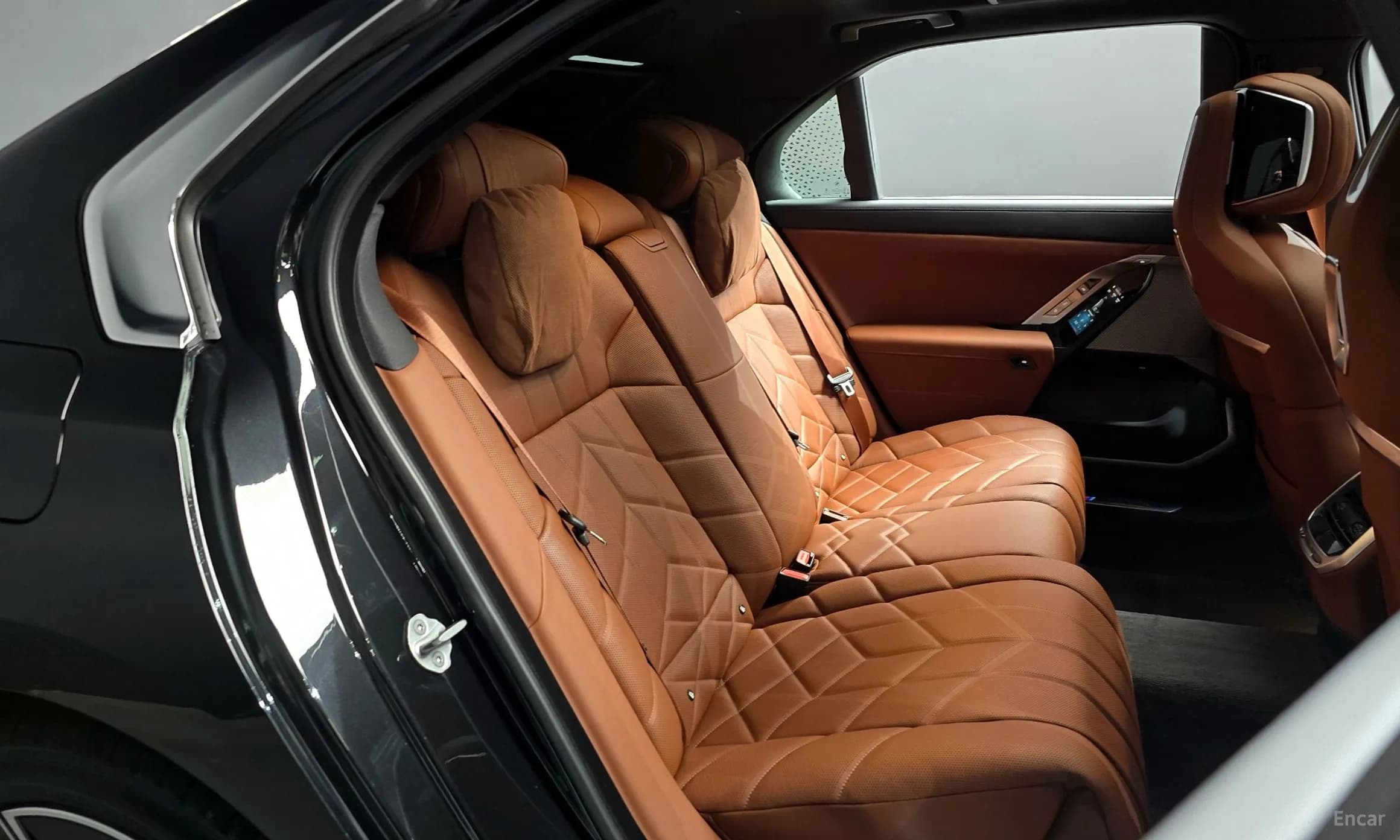 7 Series (G70)