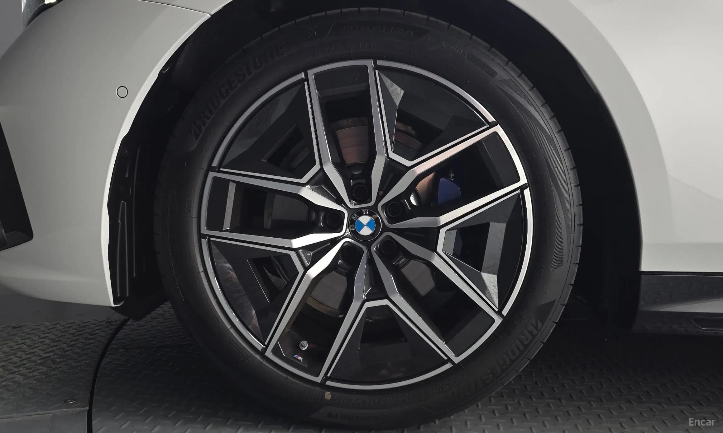 5 Series (G60)