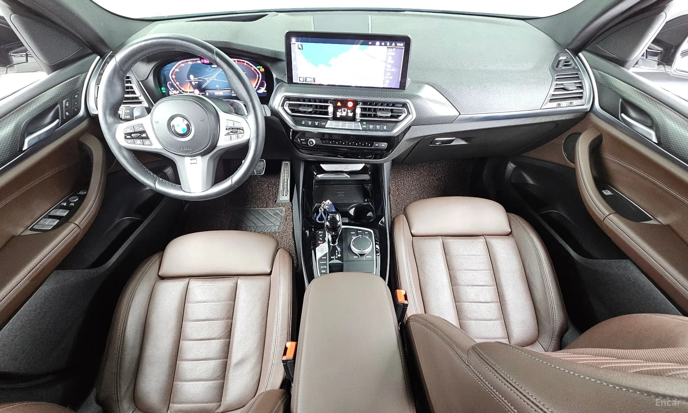 X3 (G01)