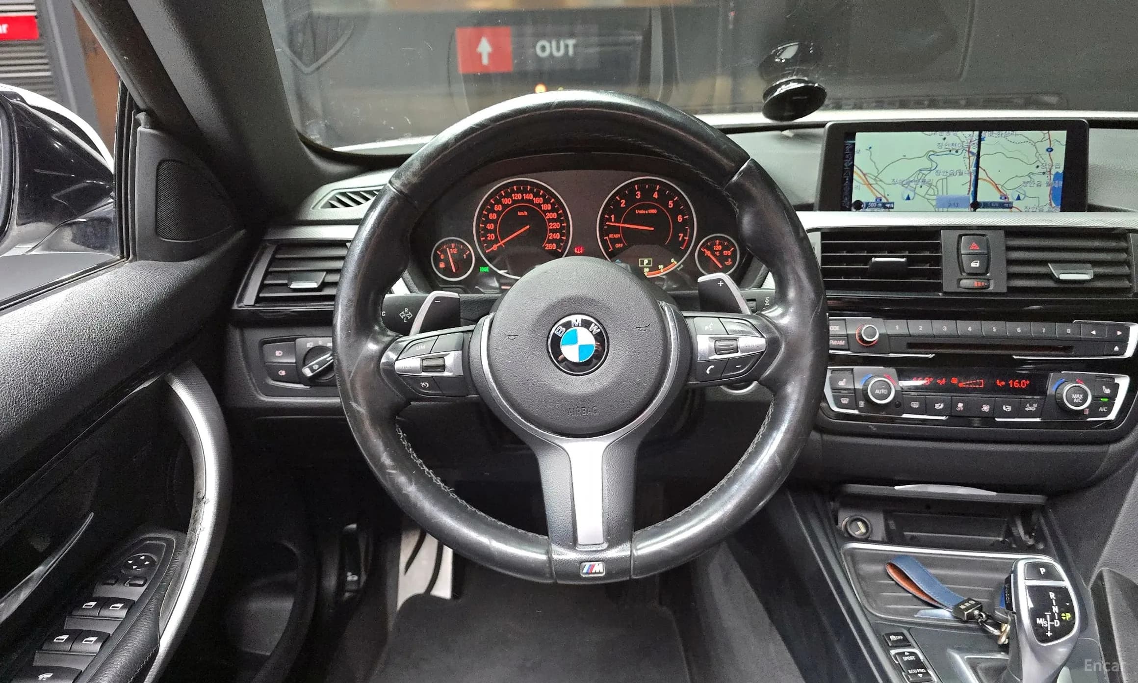 Series 4 (F32)